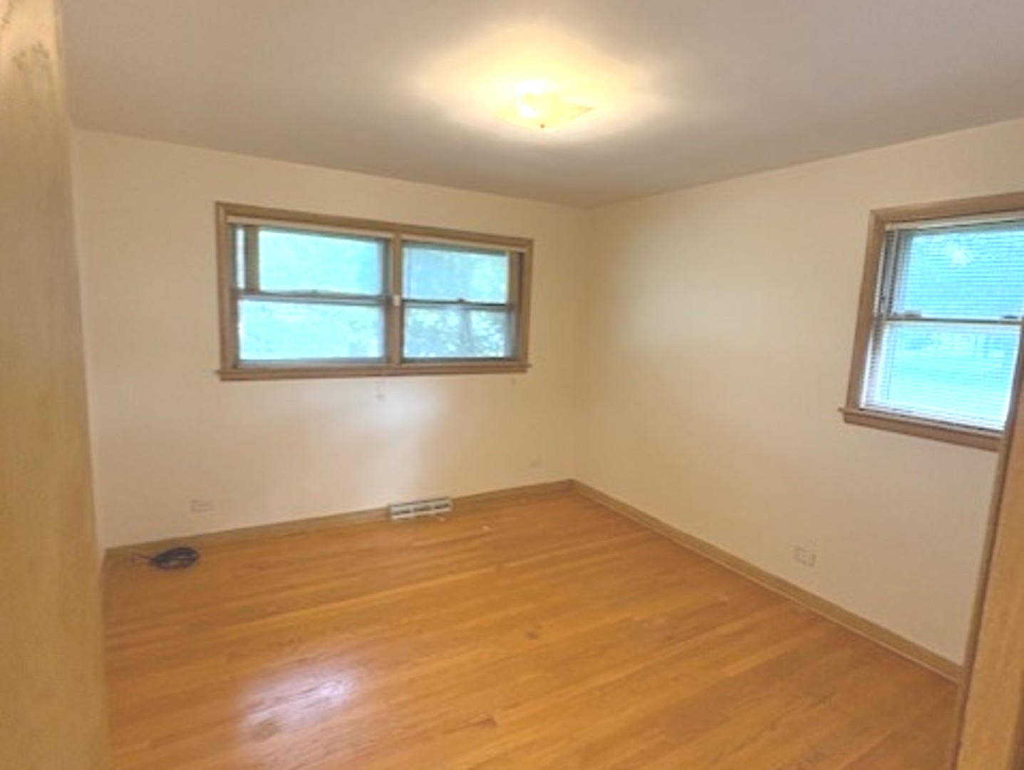 16560 Greenwood Avenue, South Holland, IL 60473