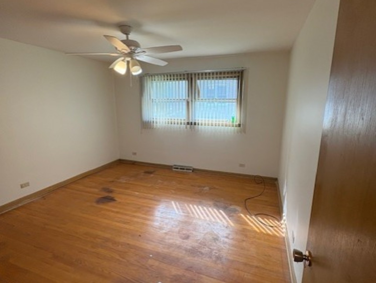 16560 Greenwood Avenue, South Holland, IL 60473
