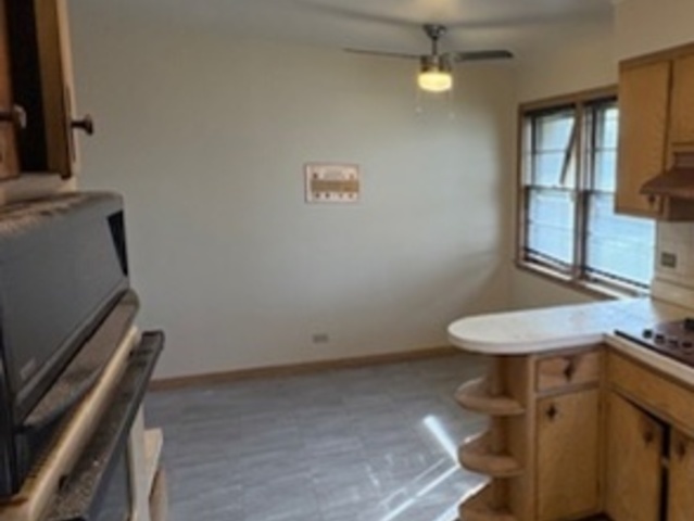 16560 Greenwood Avenue, South Holland, IL 60473
