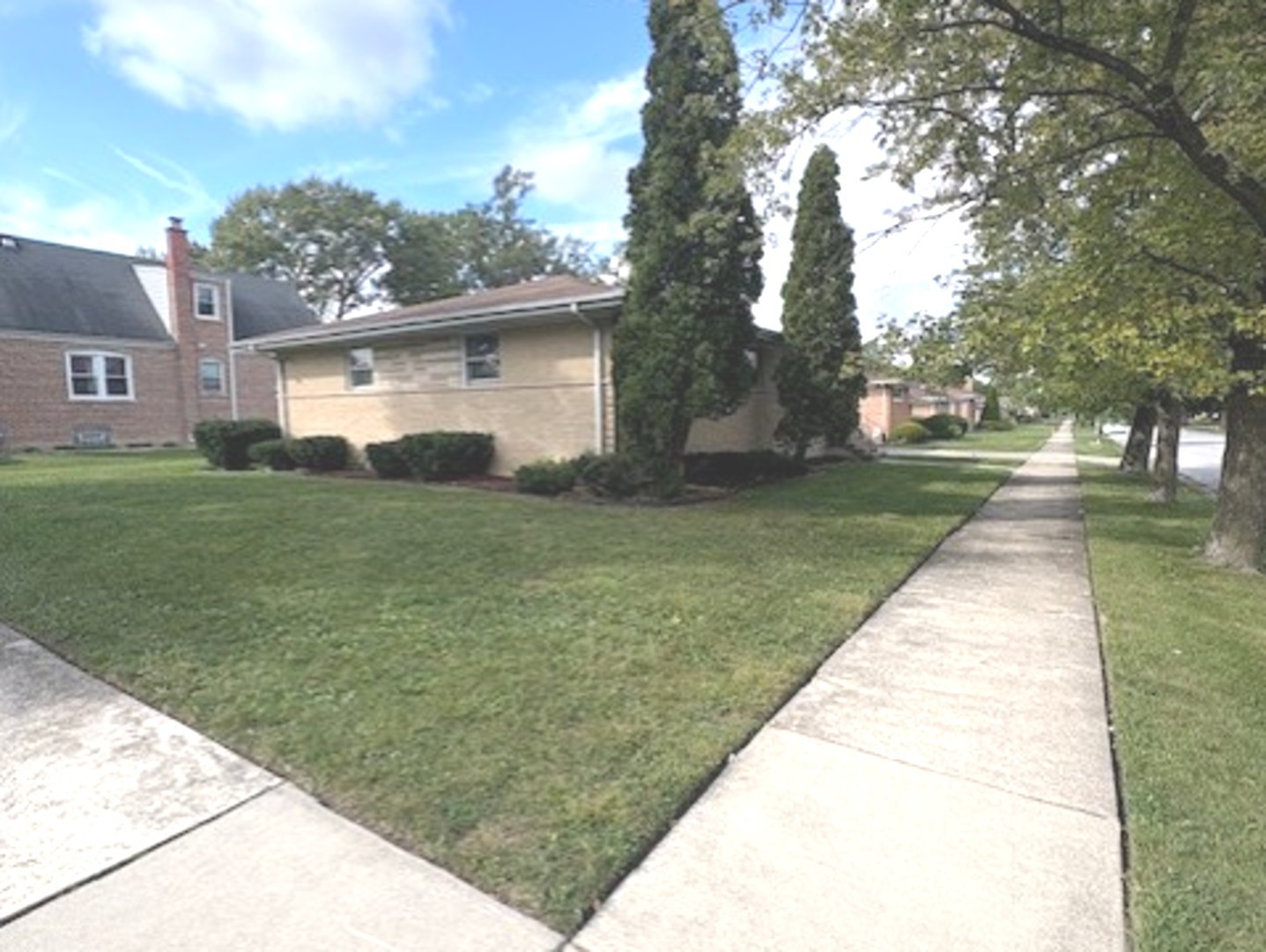 16560 Greenwood Avenue, South Holland, IL 60473