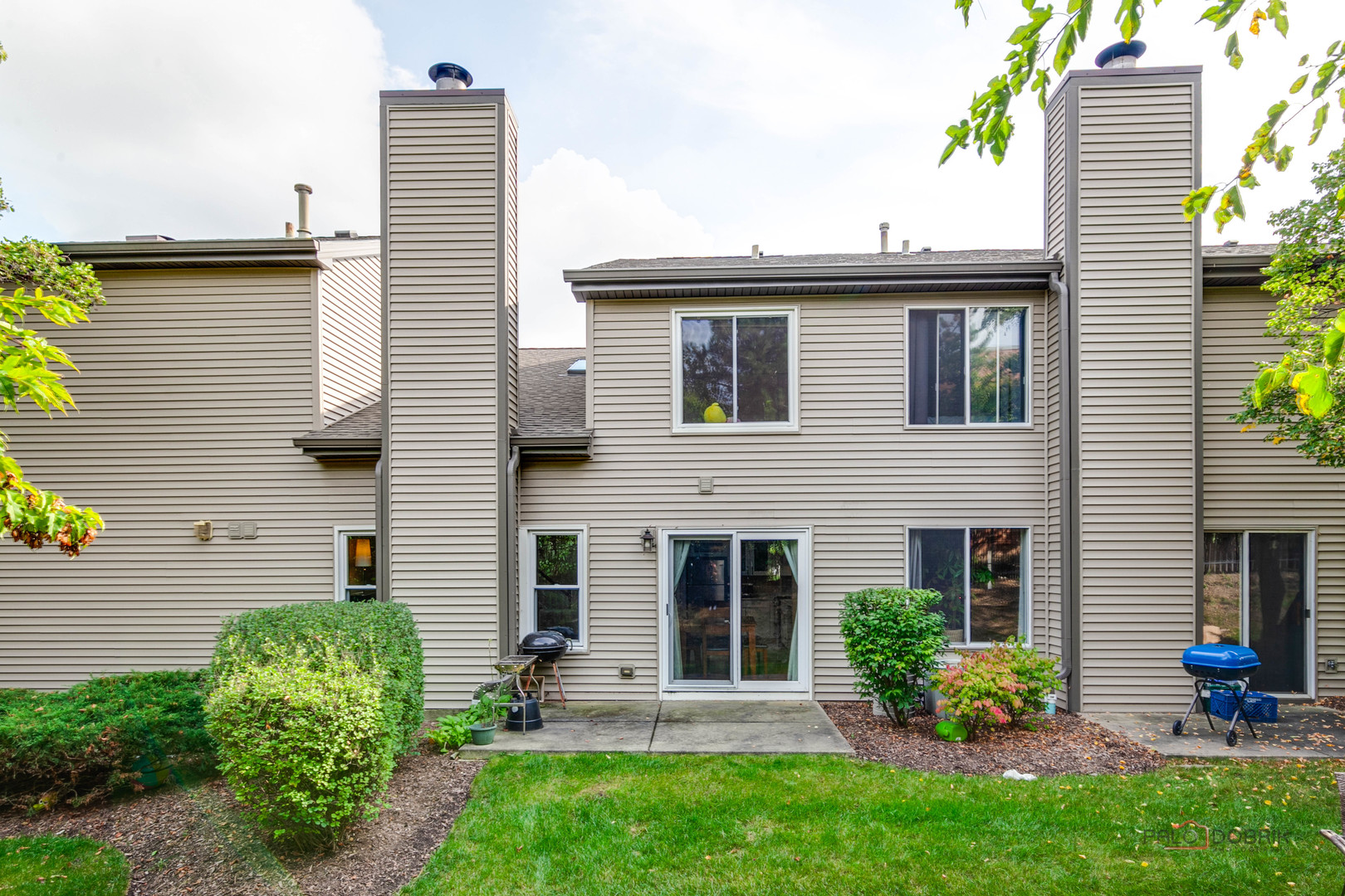 989 BUTTER CREEK Court #989, Hoffman Estates, IL 60169