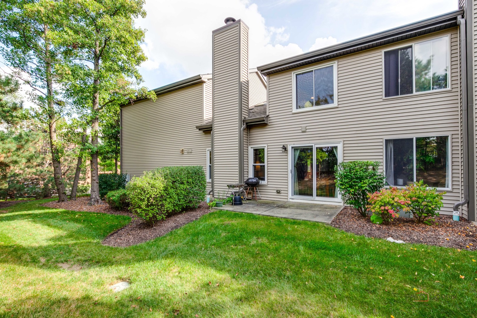 989 BUTTER CREEK Court #989, Hoffman Estates, IL 60169