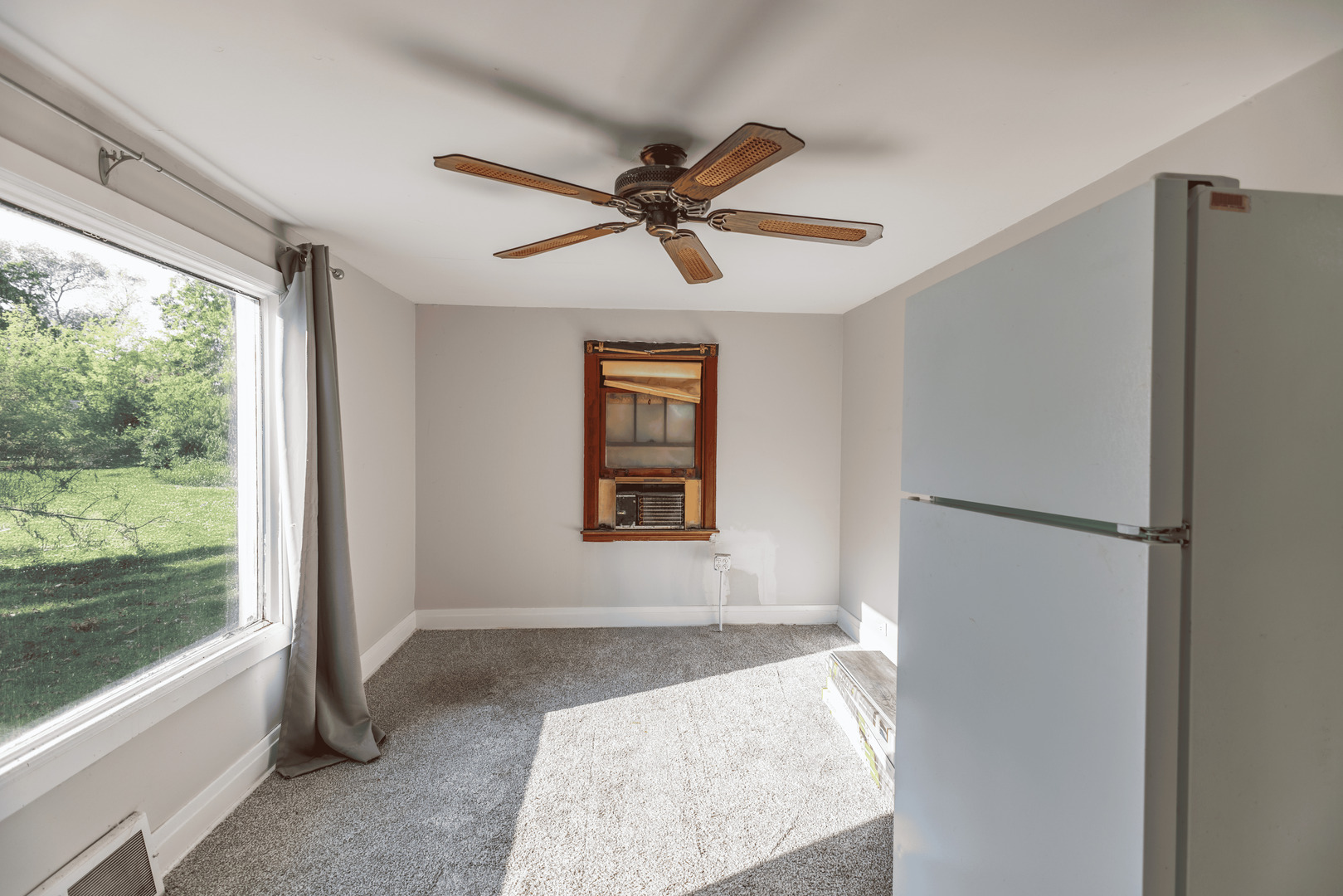 35107 N Rosewood Avenue, Ingleside, IL 60041