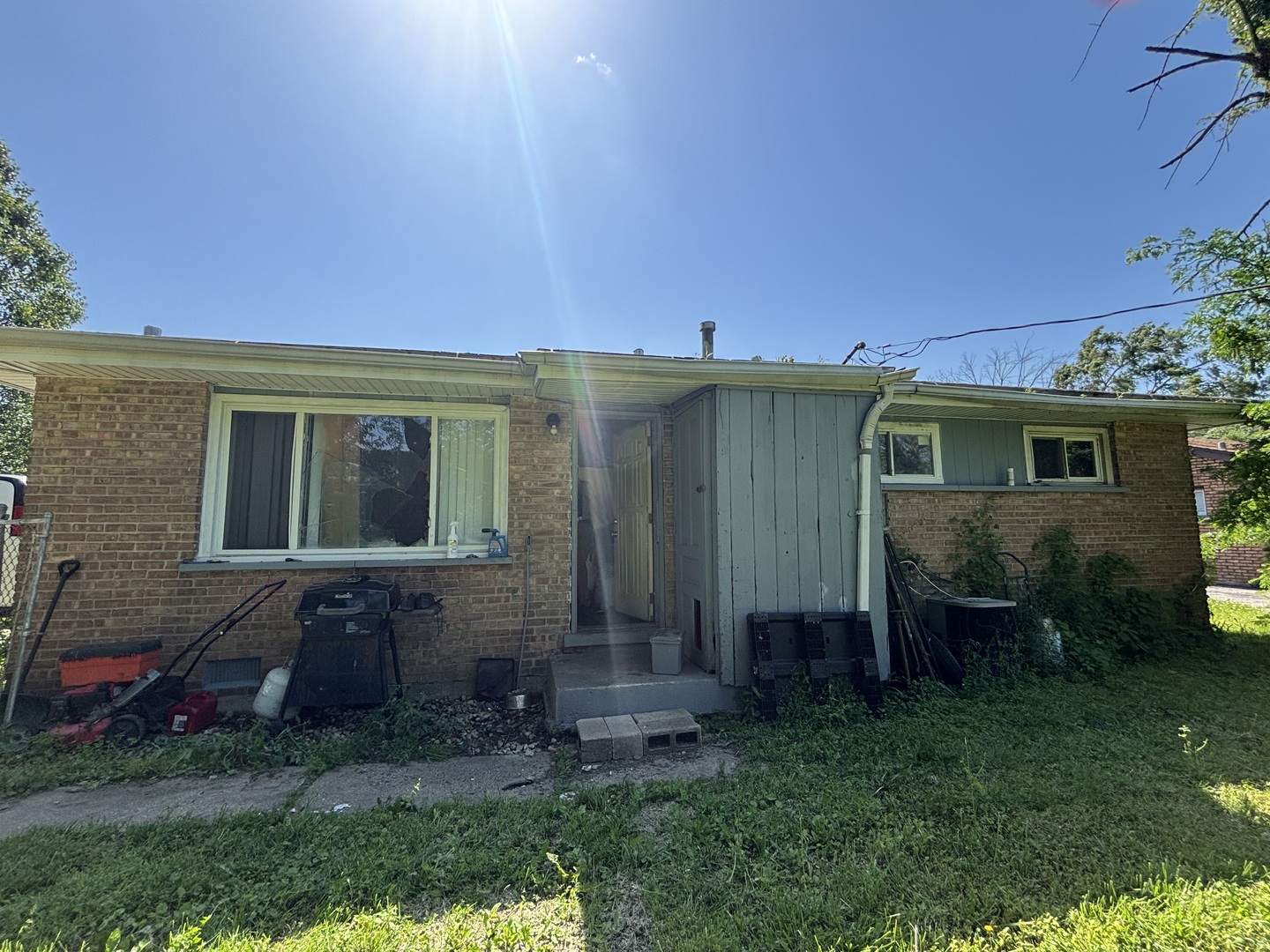 16029 Circle Drive, Markham, IL 60428