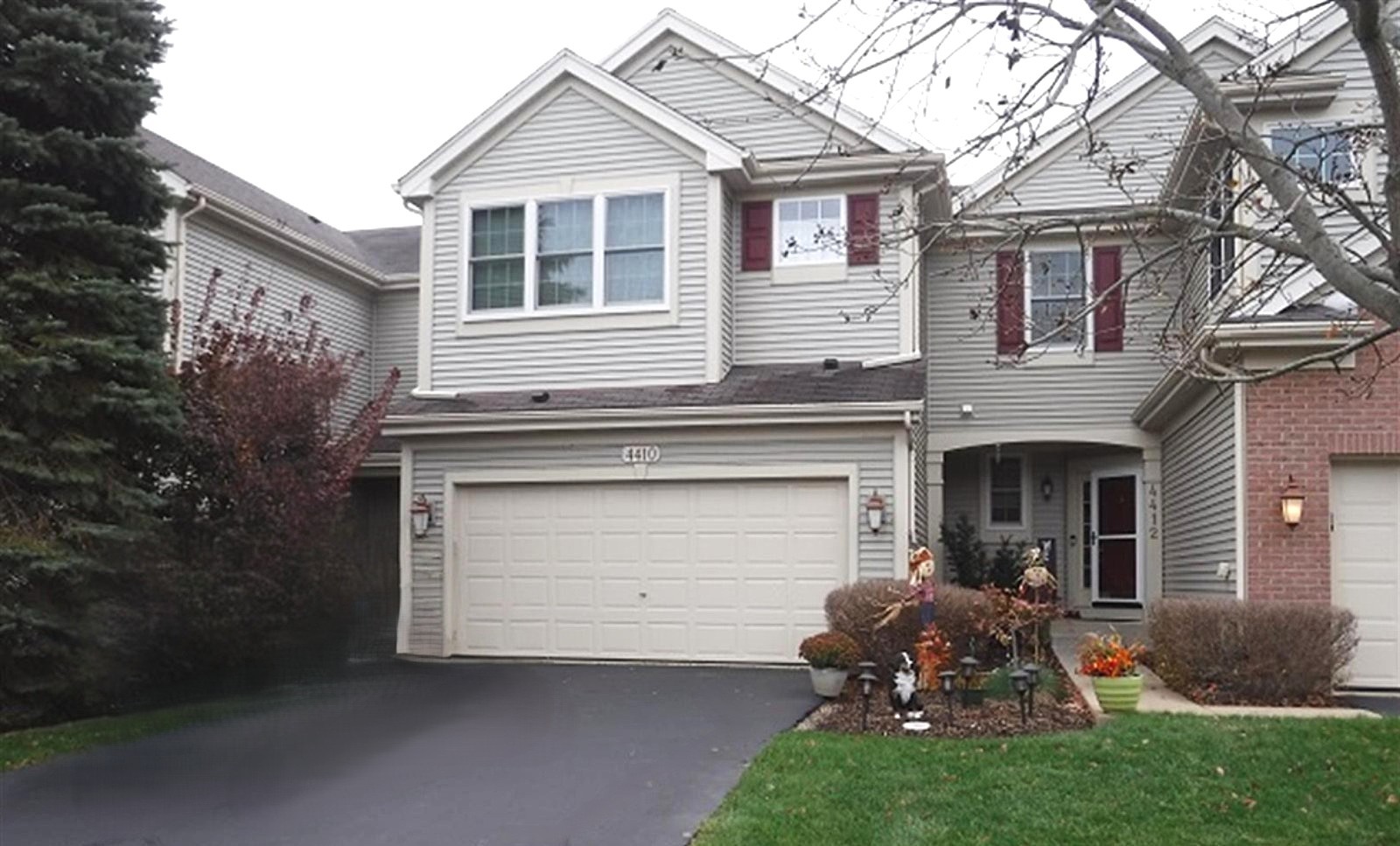 4410 Shooting Star Court, Island Lake, IL 60042