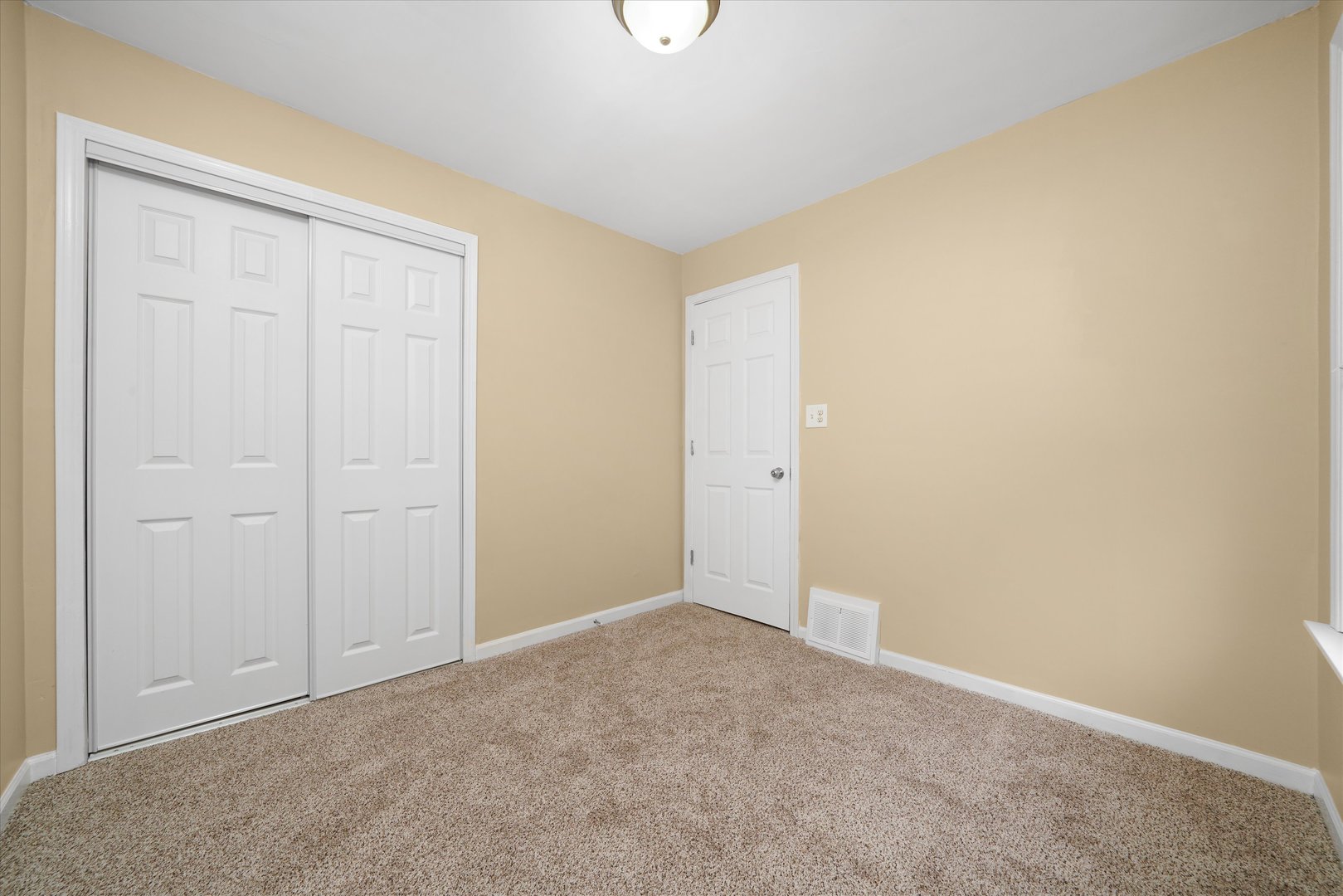 14803 Madison Avenue, Harvey, IL 60426