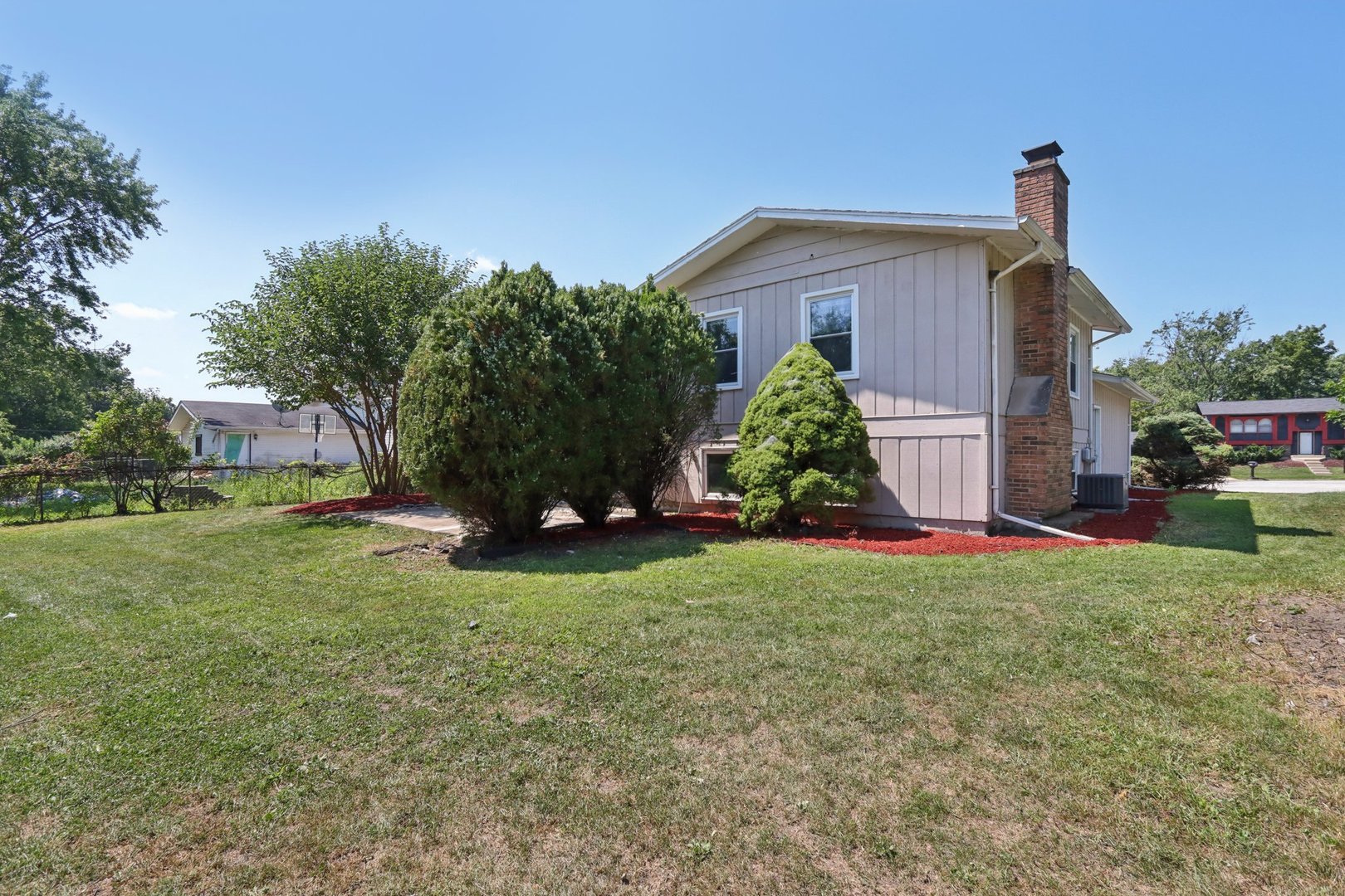 18853 Cedar Court, Country Club Hills, IL 60478