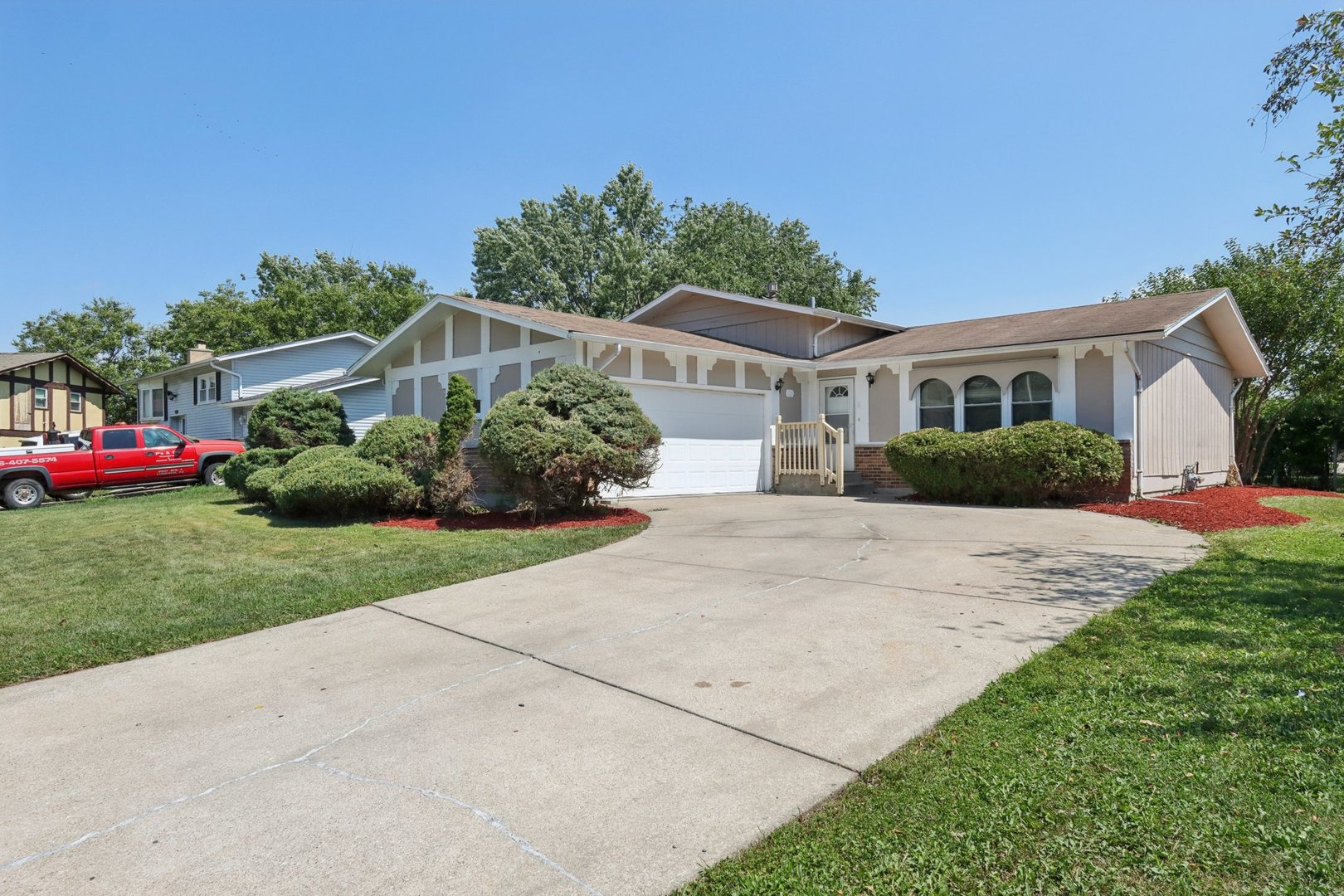 18853 Cedar Court, Country Club Hills, IL 60478