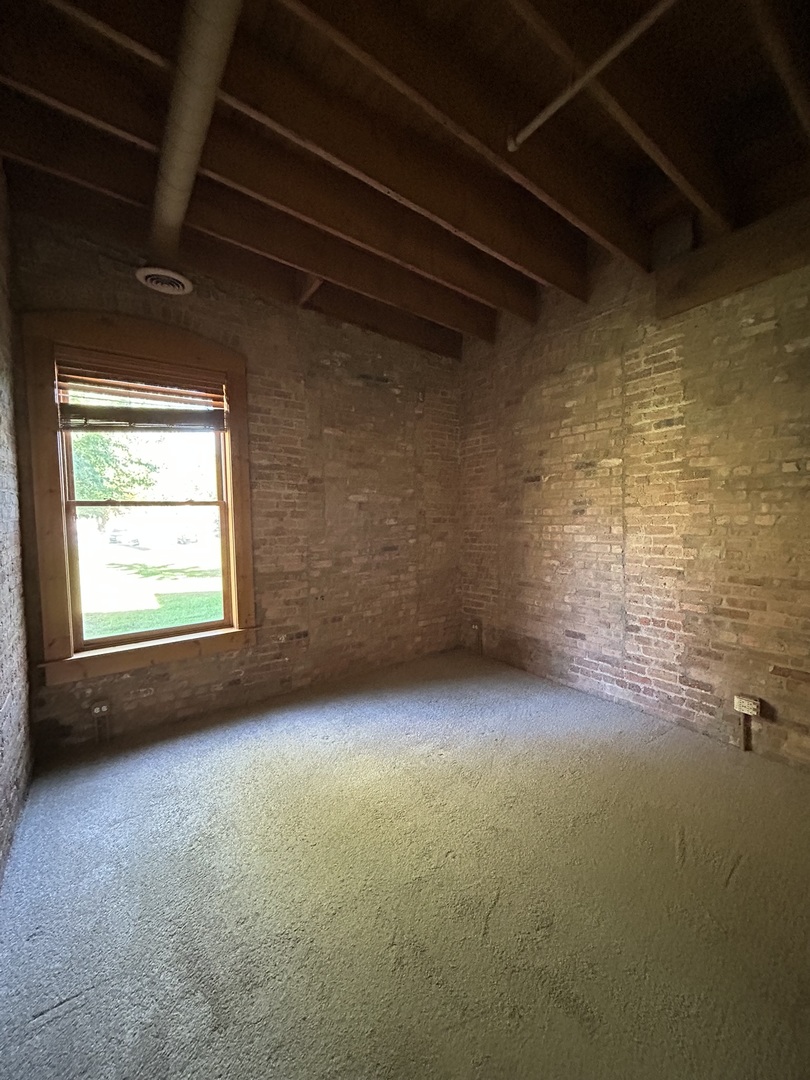 266 Hutchins Court #266, Woodstock, IL 60098