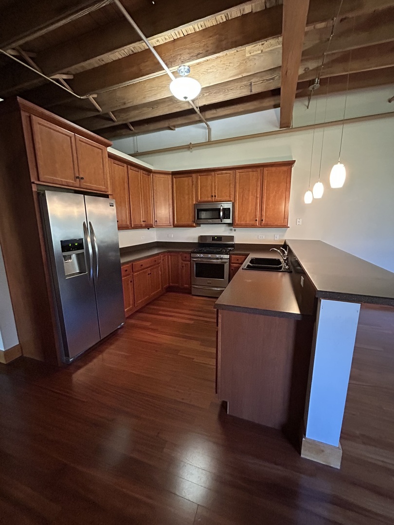 266 Hutchins Court #266, Woodstock, IL 60098