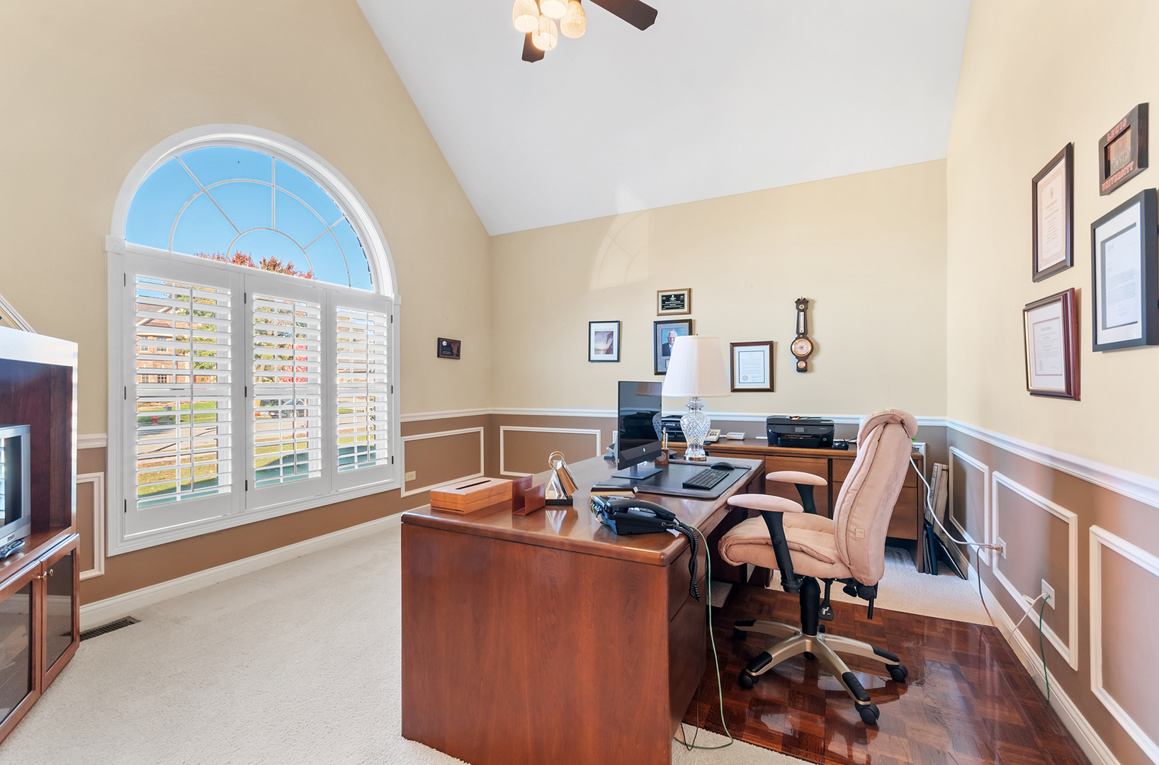 24563 River Crossing Drive, Shorewood, IL 60404