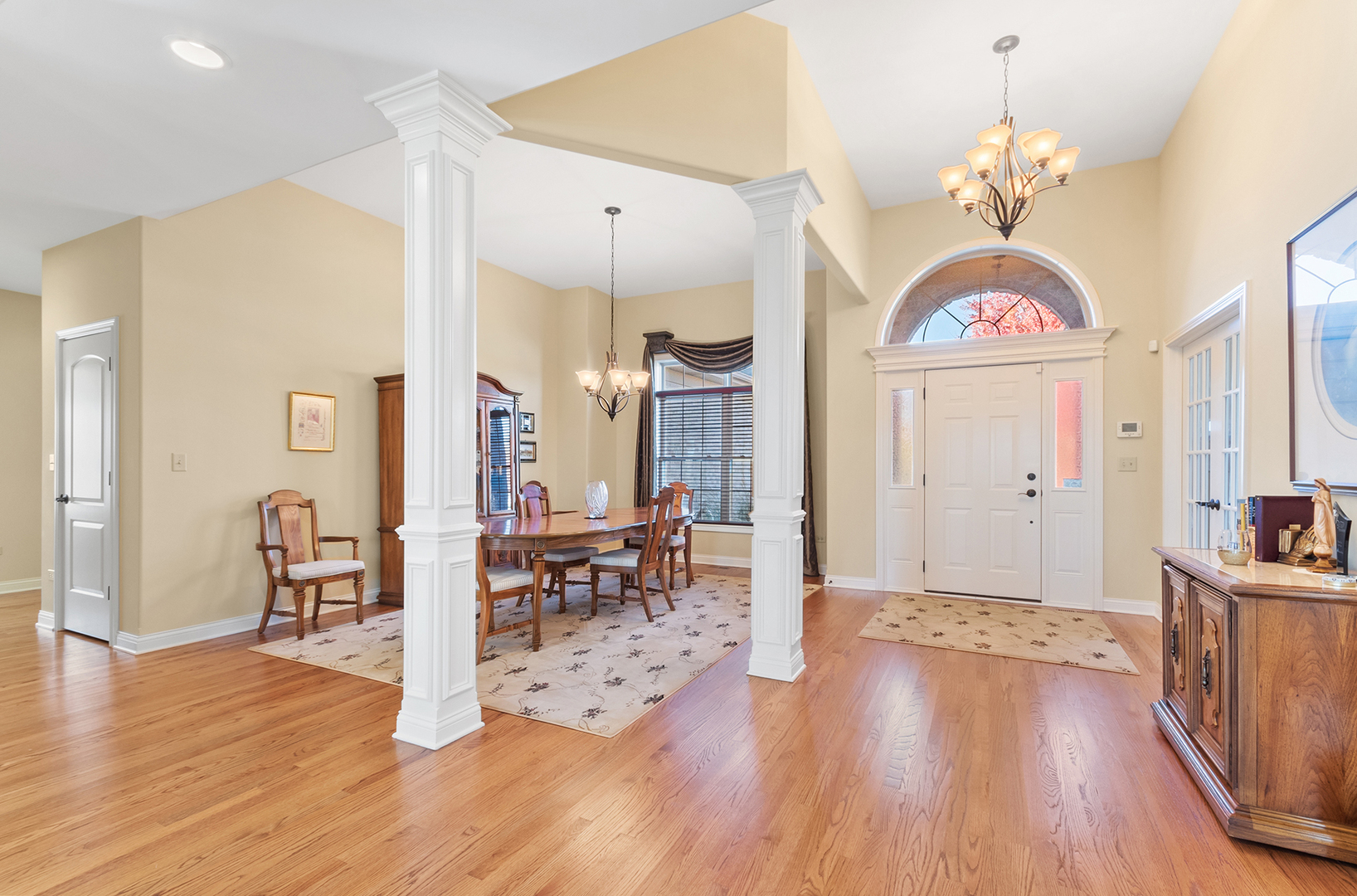 24563 River Crossing Drive, Shorewood, IL 60404