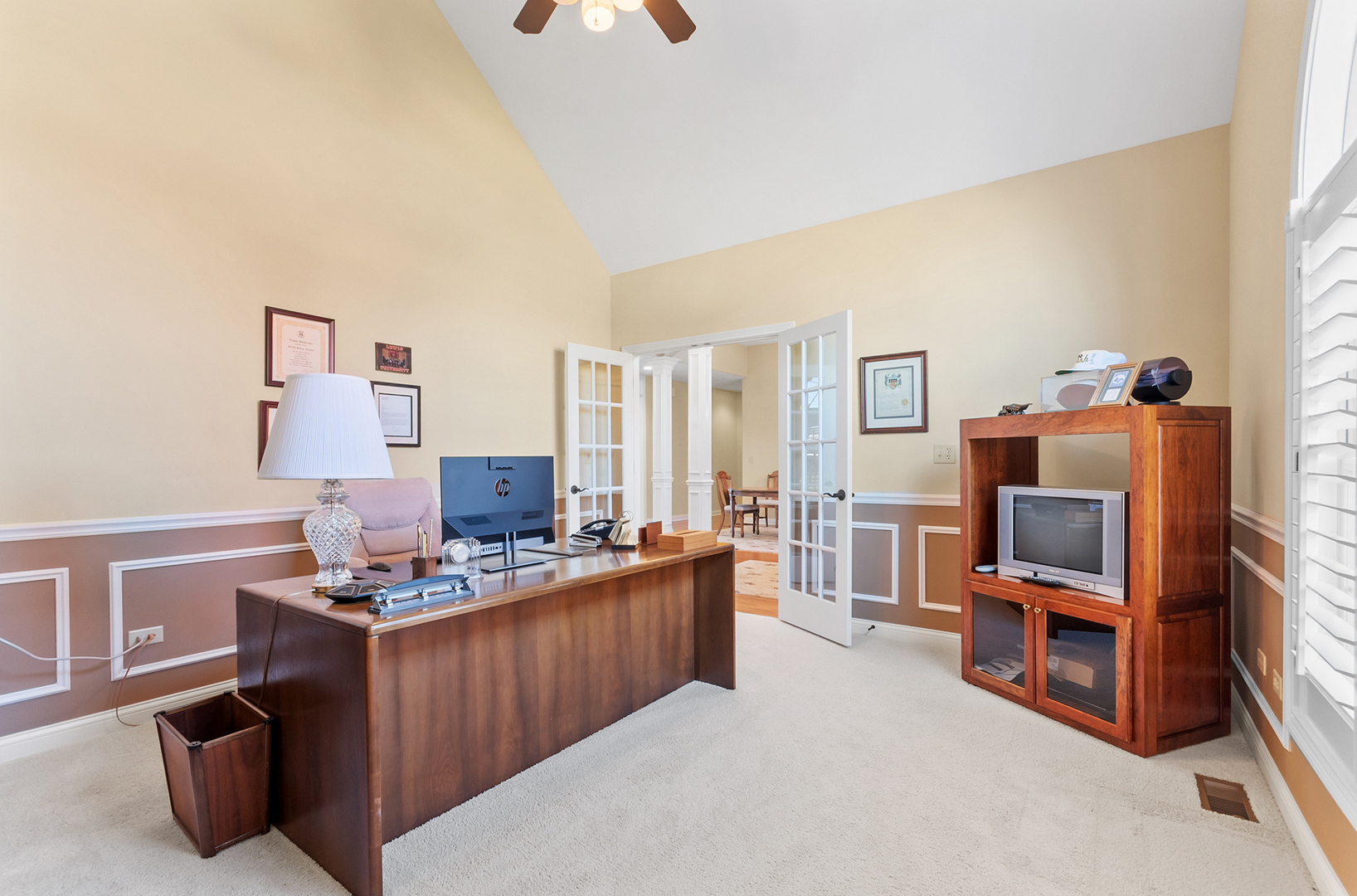 24563 River Crossing Drive, Shorewood, IL 60404