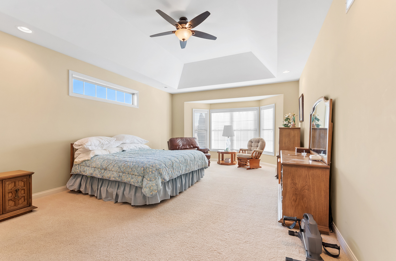 24563 River Crossing Drive, Shorewood, IL 60404