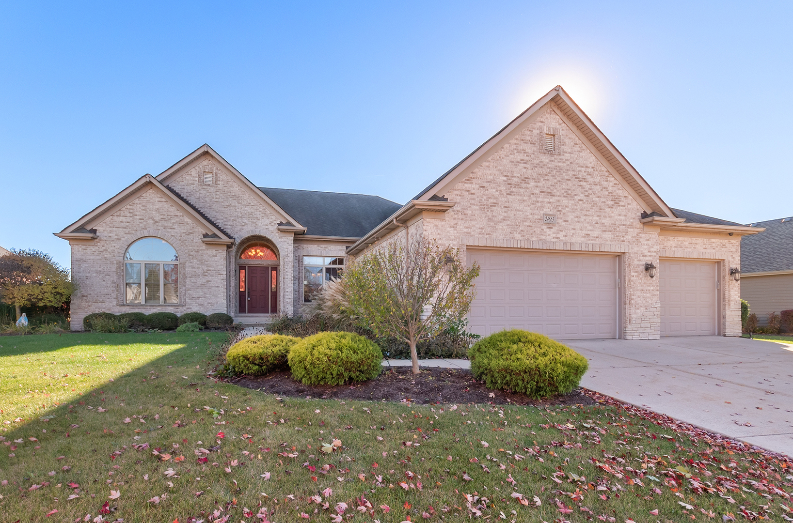 24563 River Crossing Drive, Shorewood, IL 60404