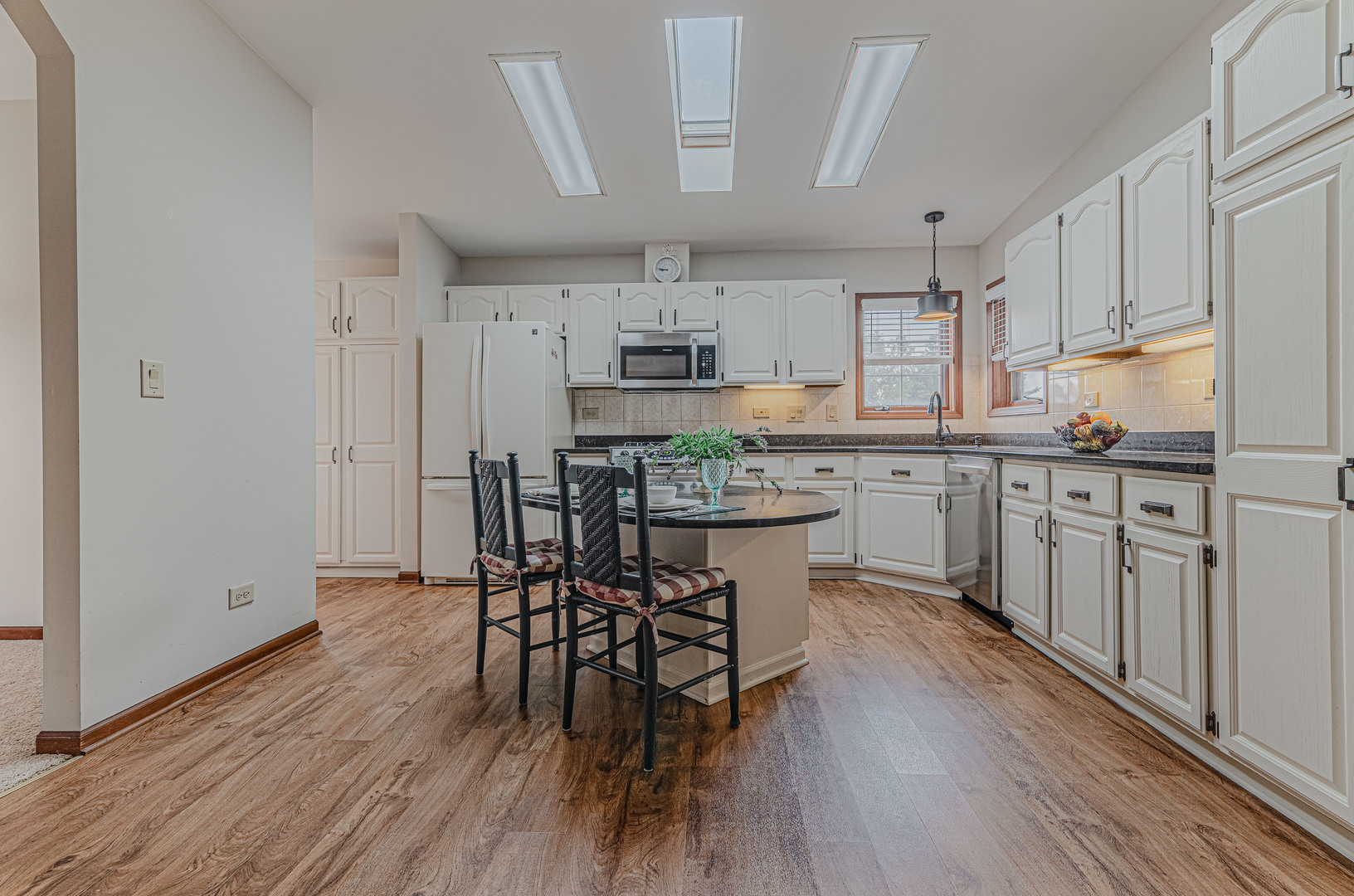 9 Derby Court, Grayslake, IL 60030