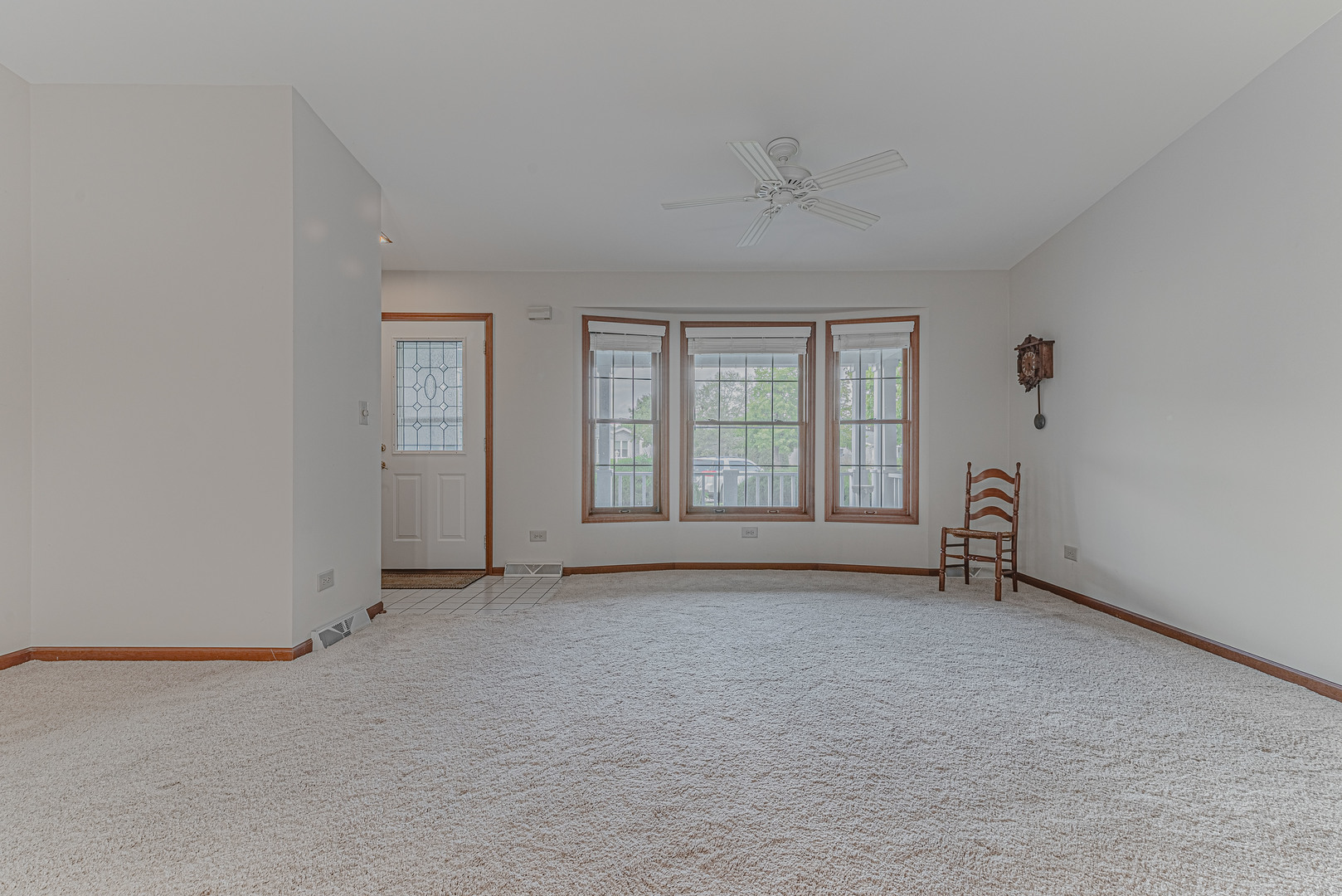 9 Derby Court, Grayslake, IL 60030