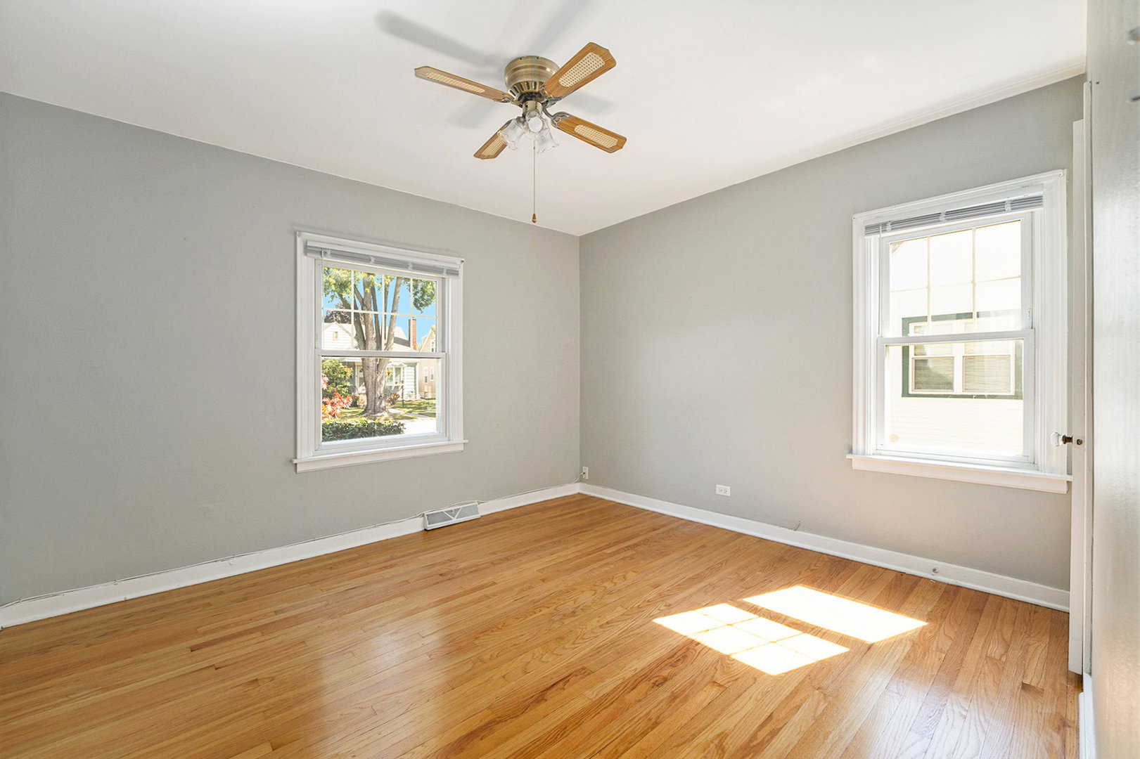 18302 Roy Street, Lansing, IL 60438