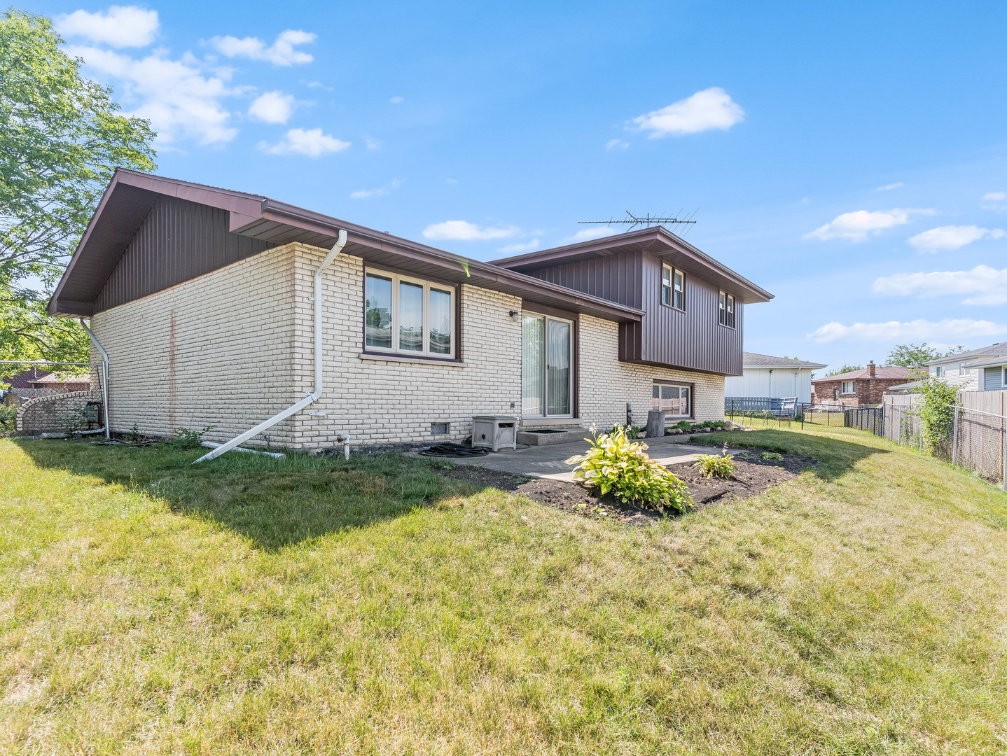 8564 Cherry Stone Place, Tinley Park, IL 60487