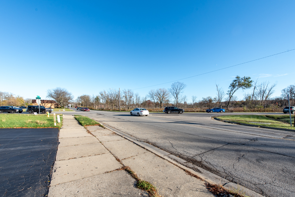 2126 10th Street, Waukegan, IL 60085