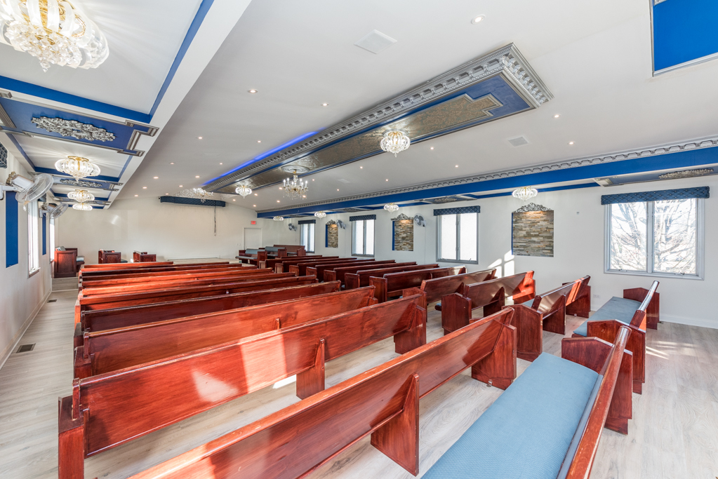 2126 10th Street, Waukegan, IL 60085