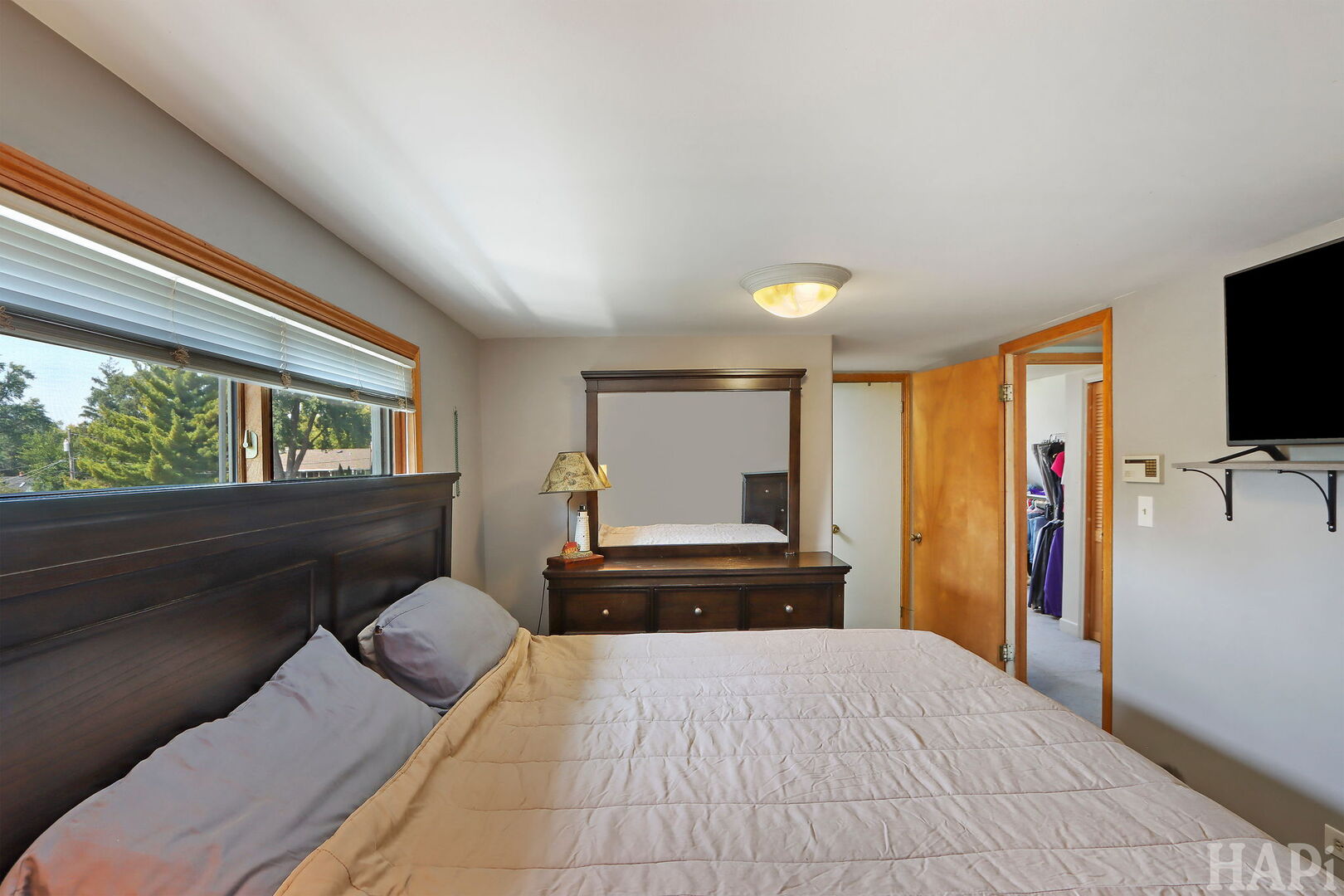 7203 Mohawk Drive, Wonder Lake, IL 60097