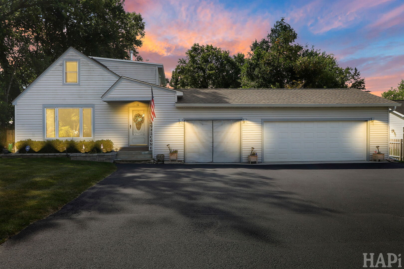 7203 Mohawk Drive, Wonder Lake, IL 60097