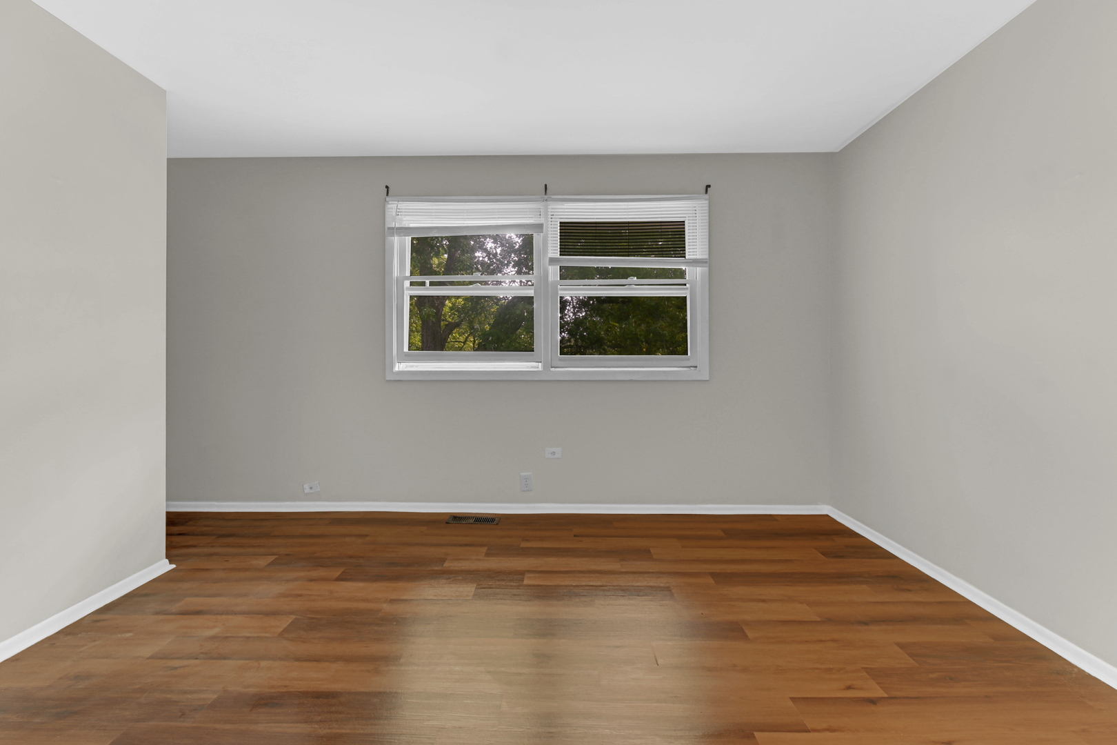 815 Blackhawk Drive, University Park, IL 60484
