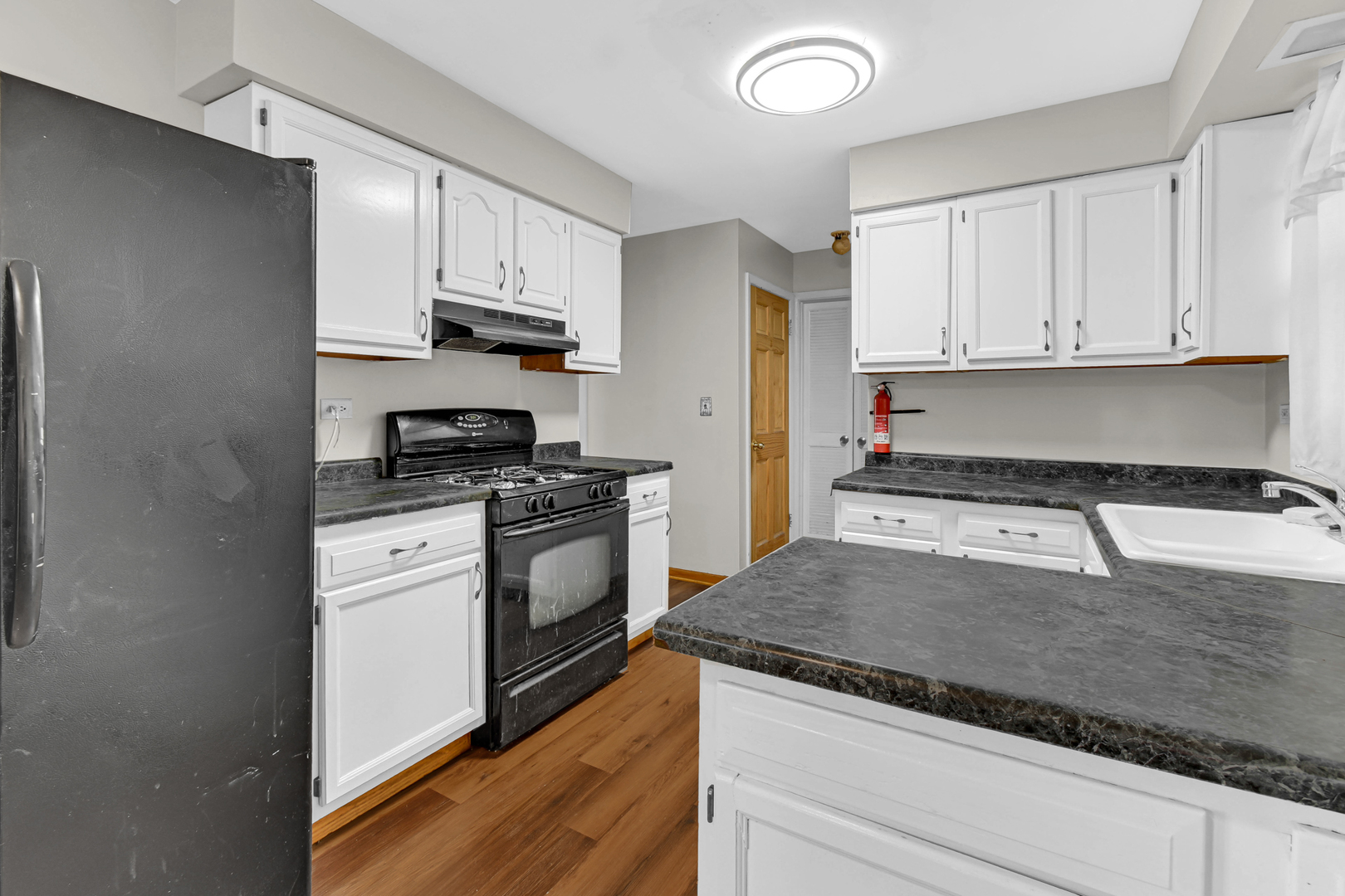 815 Blackhawk Drive, University Park, IL 60484