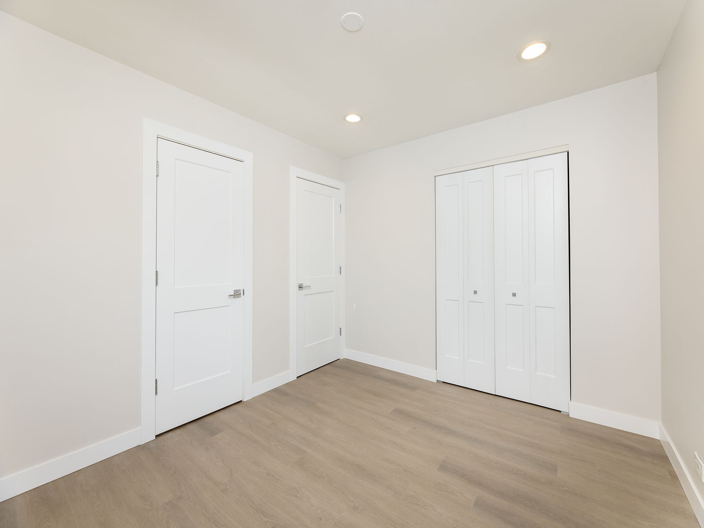 261 Arrowhead Trail, Carol Stream, IL 60188