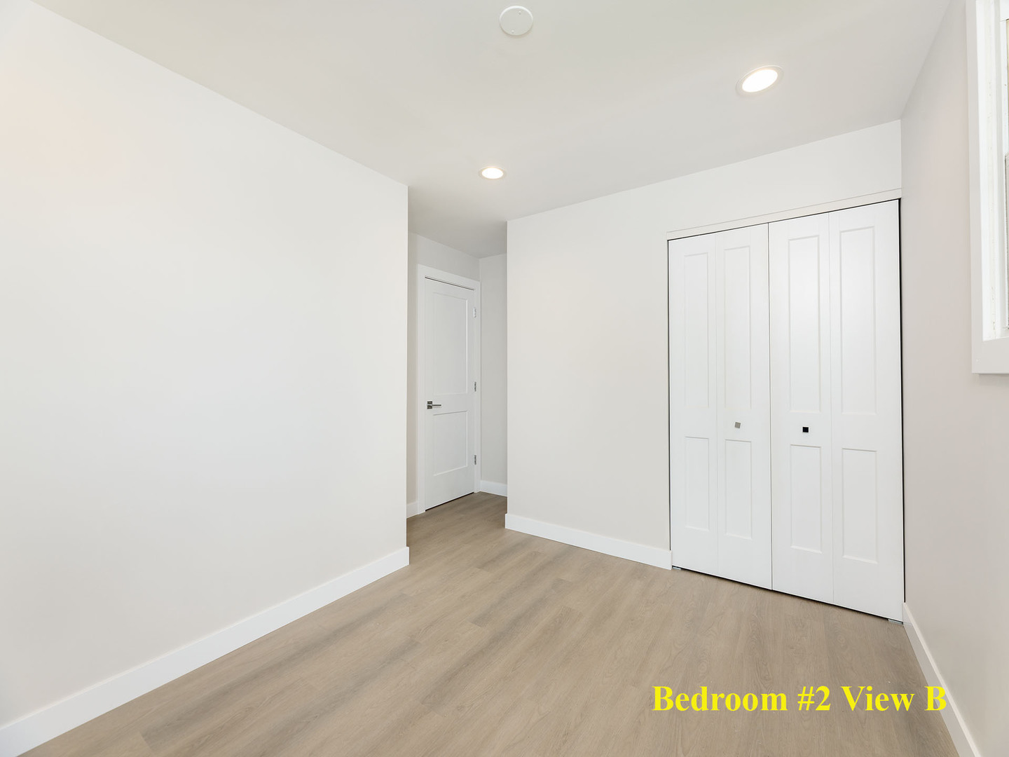 261 Arrowhead Trail, Carol Stream, IL 60188