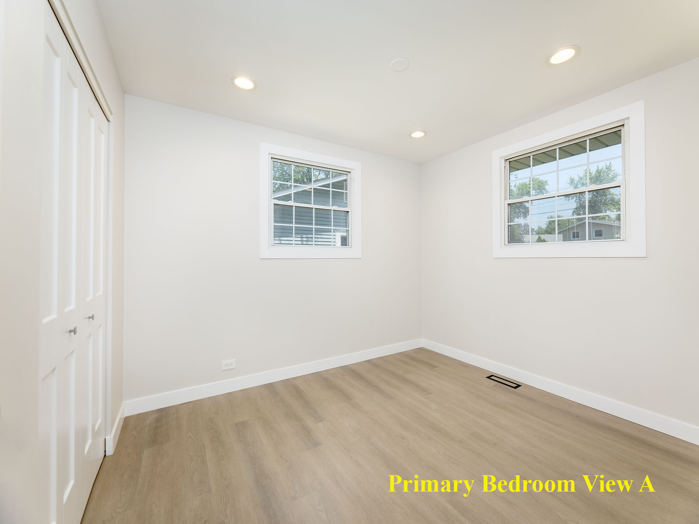 261 Arrowhead Trail, Carol Stream, IL 60188