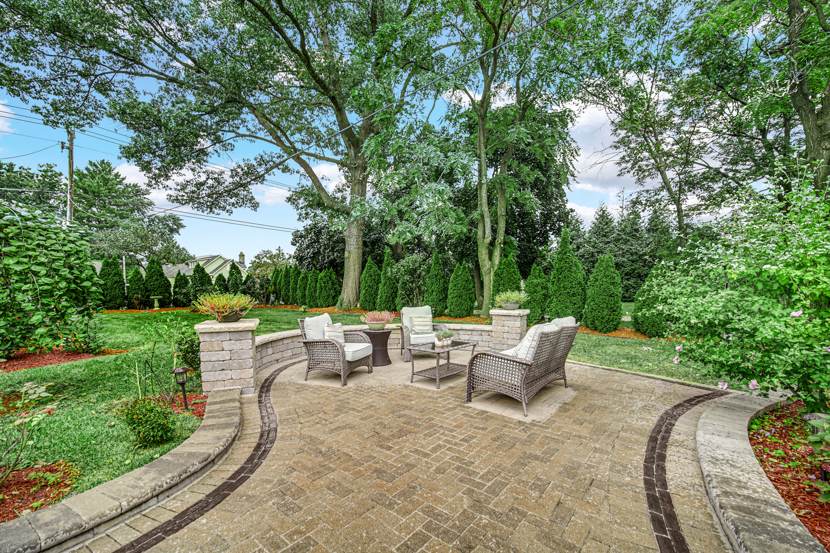 337 S Brewster Avenue, Lombard, IL 60148