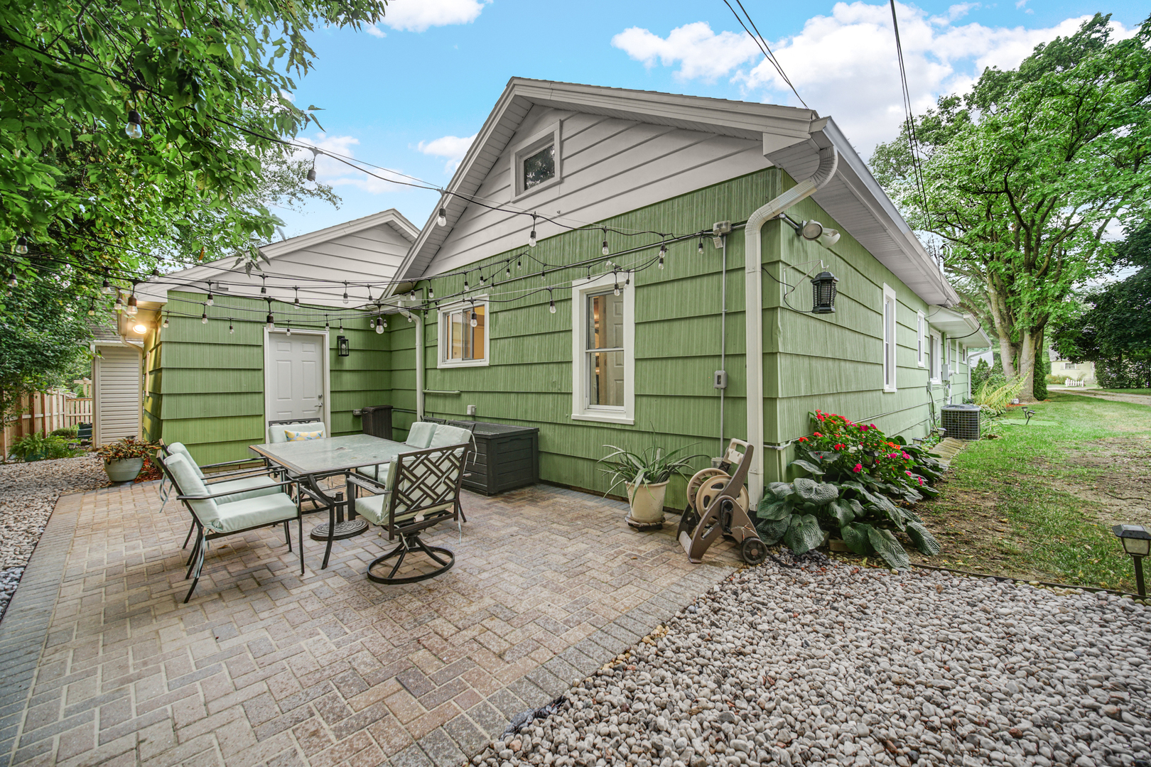 337 S Brewster Avenue, Lombard, IL 60148