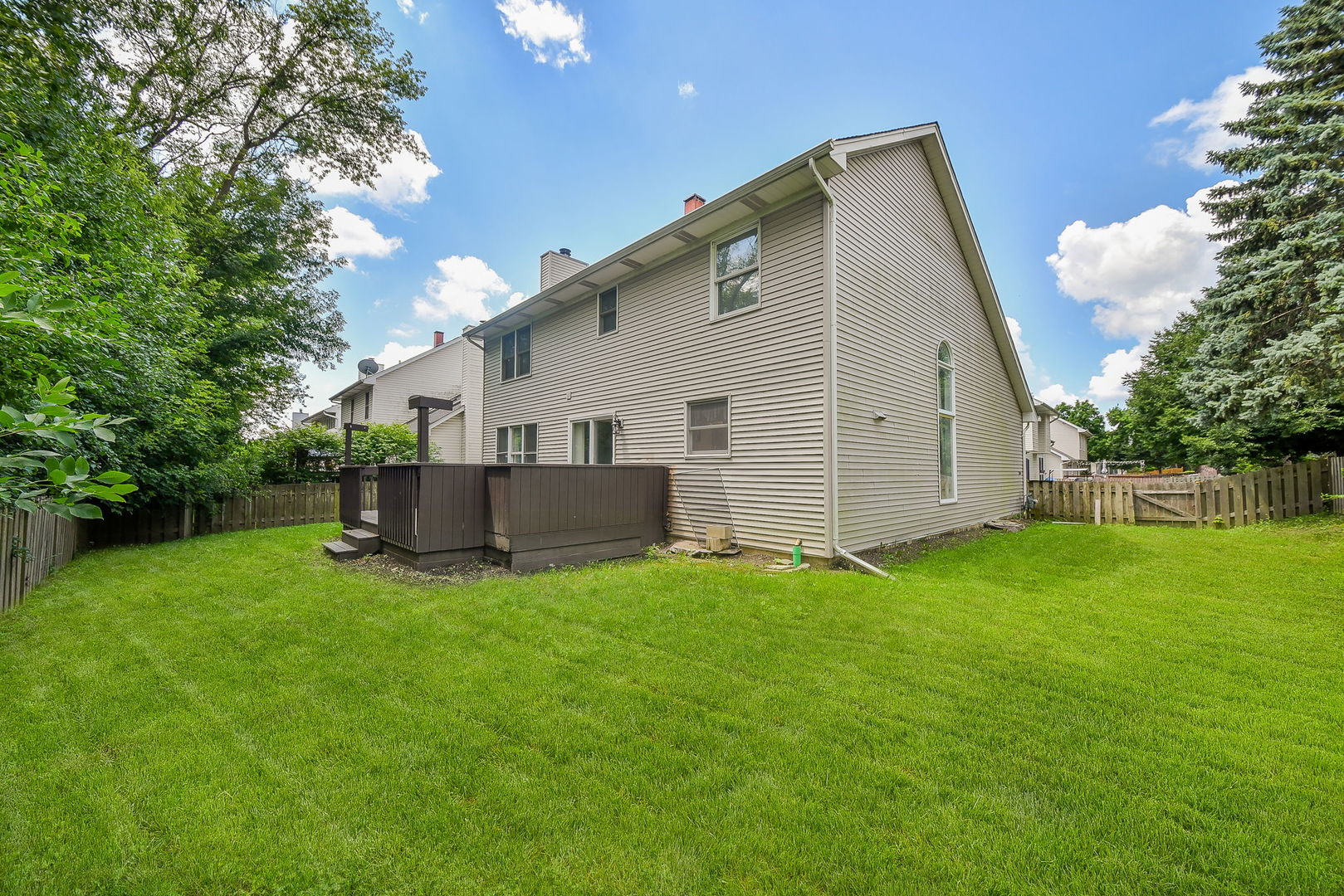 339 Windsor Drive, Bartlett, IL 60103