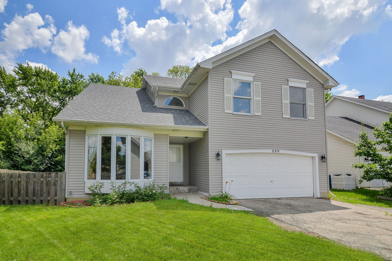 339 Windsor Drive, Bartlett, IL 60103