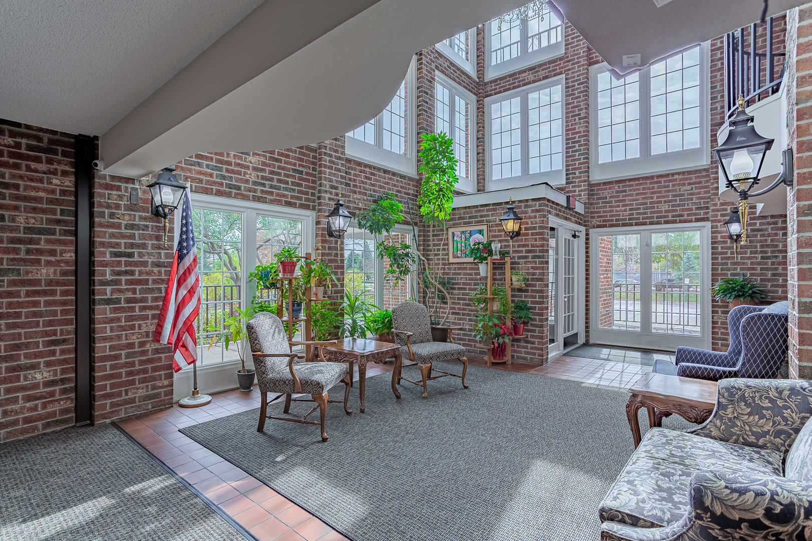 520 BIESTERFIELD Road #E220, Elk Grove Village, IL 60007