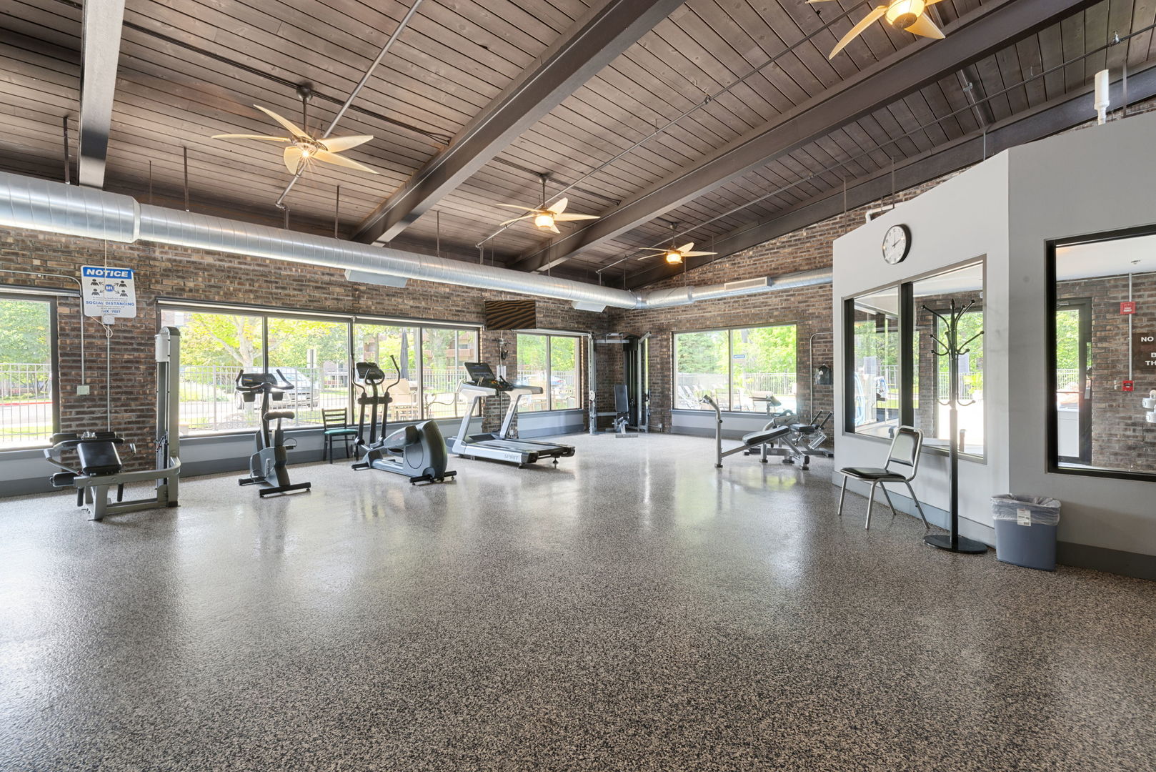 125 Lakeview Drive #406, Bloomingdale, IL 60108