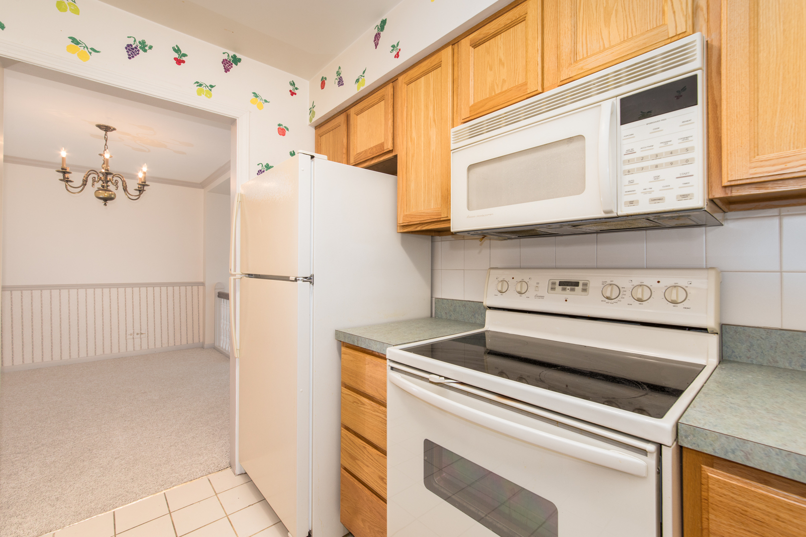 2500 Archbury Lane #2D, Park Ridge, IL 60068