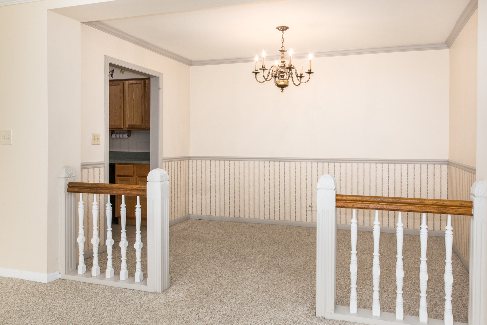 2500 Archbury Lane #2D, Park Ridge, IL 60068