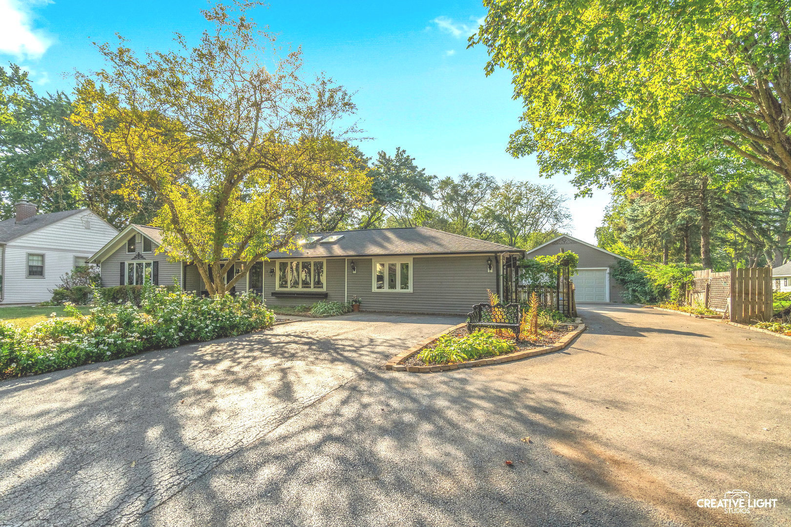 911 S 7th Street, St. Charles, IL 60174