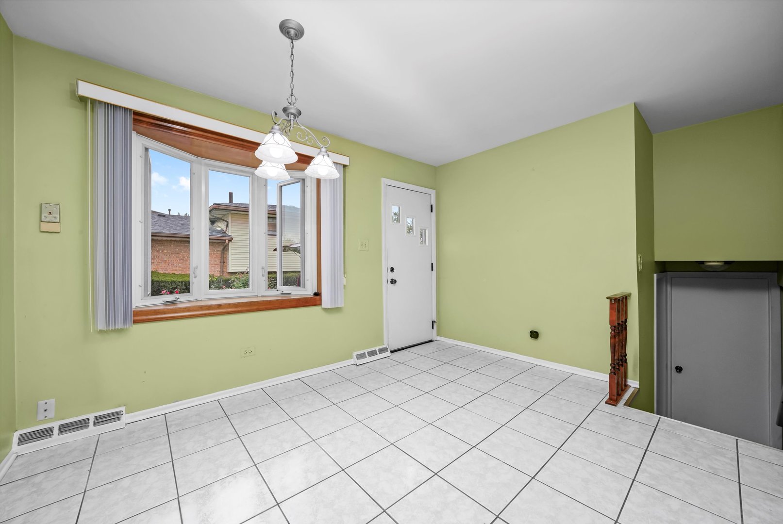 7721 Normandy Avenue, Burbank, IL 60459