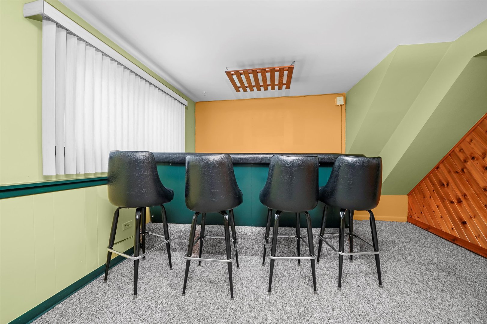 7721 Normandy Avenue, Burbank, IL 60459