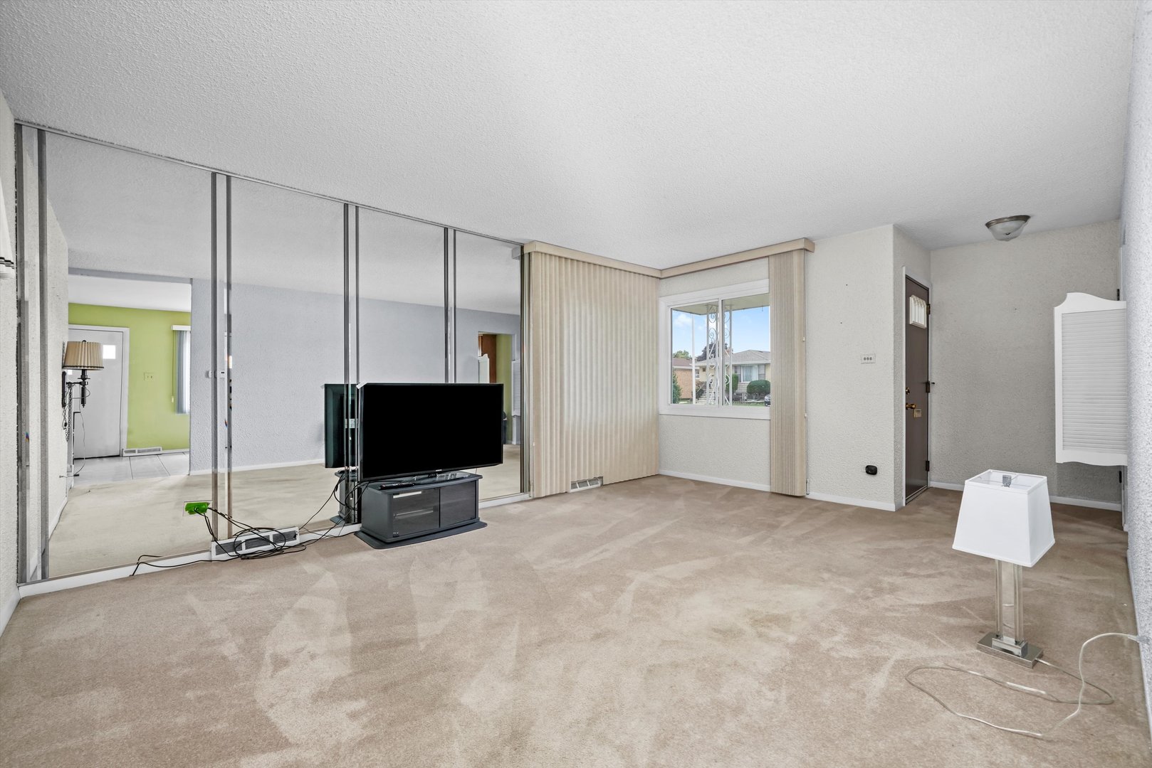 7721 Normandy Avenue, Burbank, IL 60459