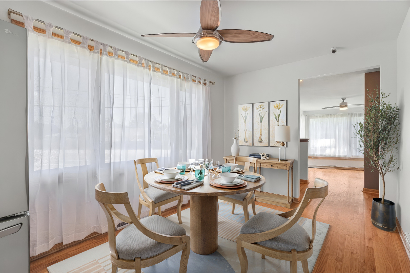 8436 Moody Avenue, Burbank, IL 60459