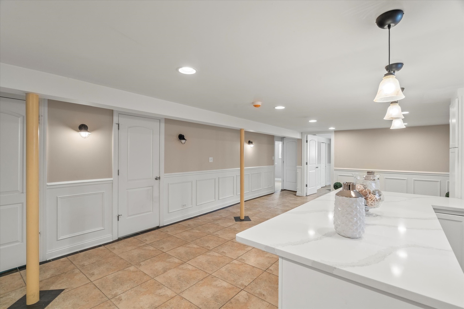 8436 Moody Avenue, Burbank, IL 60459