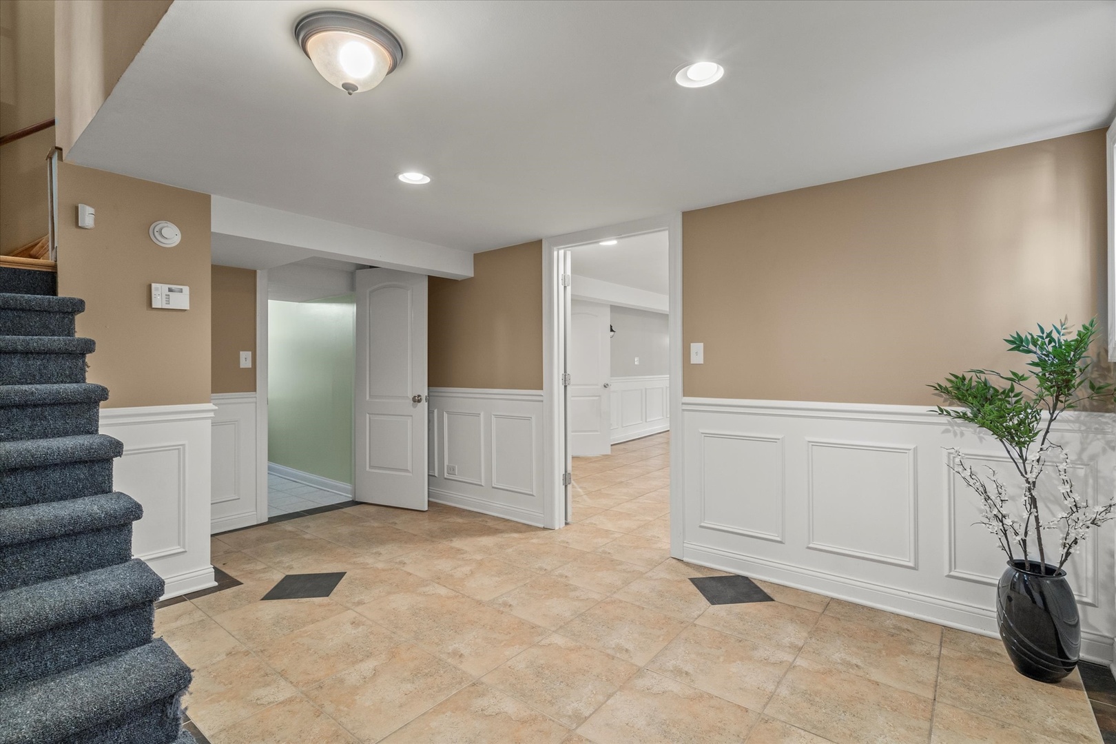 8436 Moody Avenue, Burbank, IL 60459