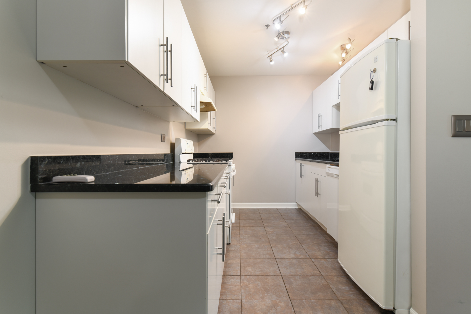 21W581 North Avenue #71, Lombard, IL 60148