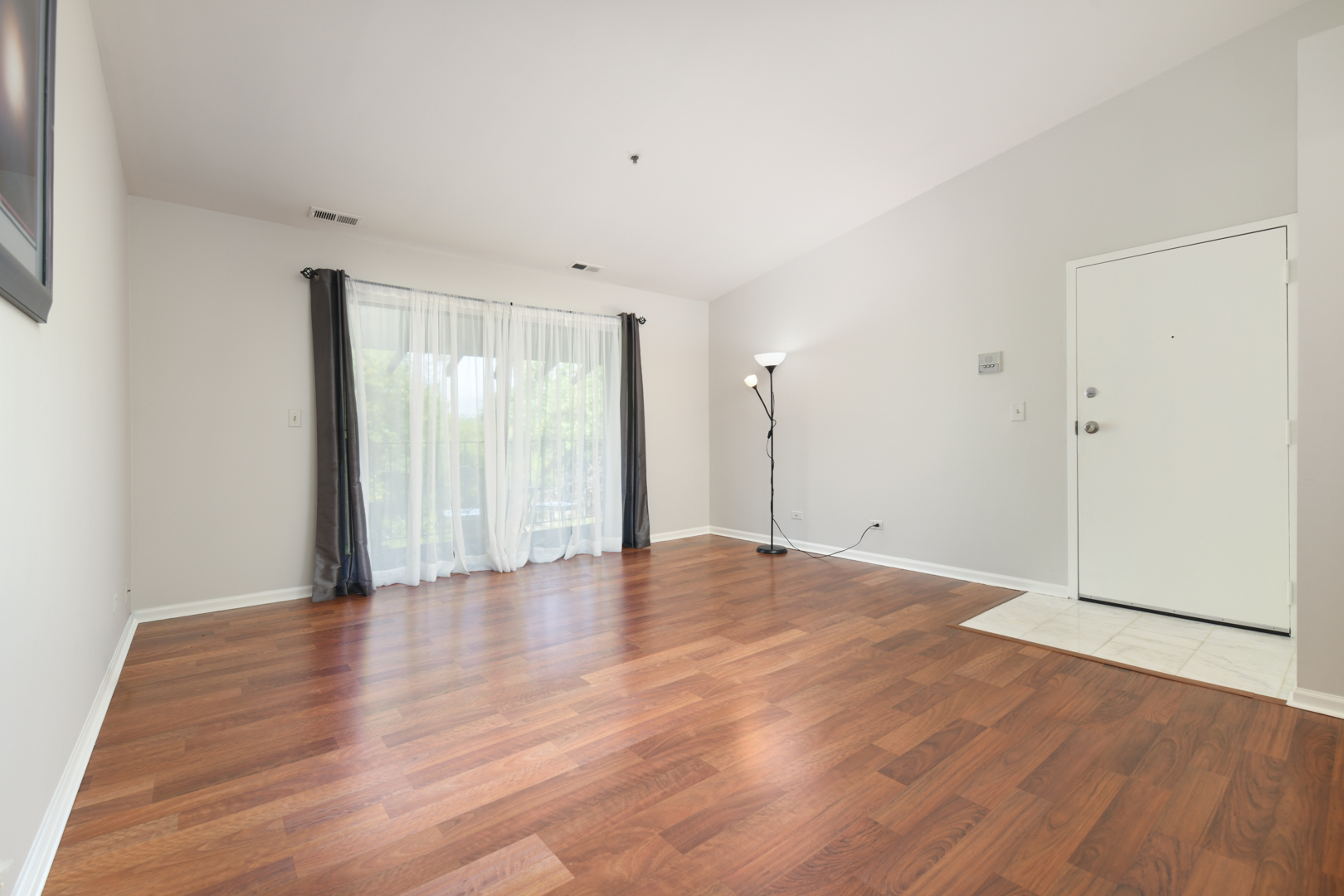 21W581 North Avenue #71, Lombard, IL 60148