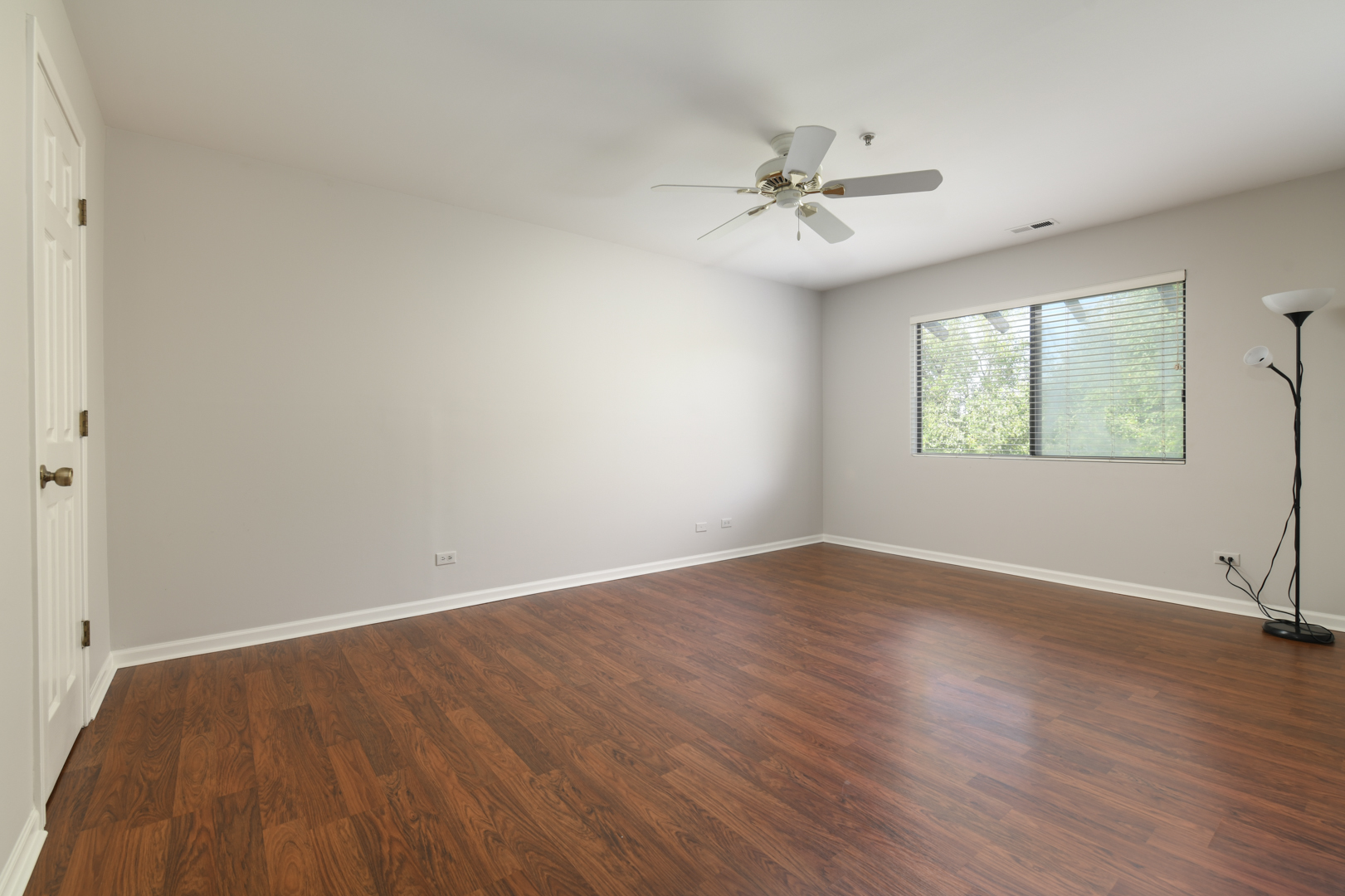 21W581 North Avenue #71, Lombard, IL 60148